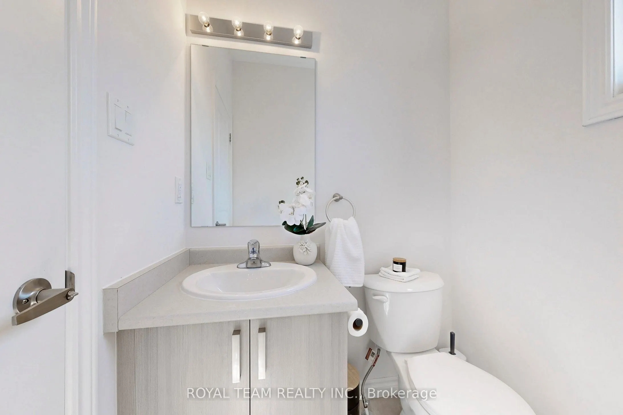 46 Ainslie Hill Crescent