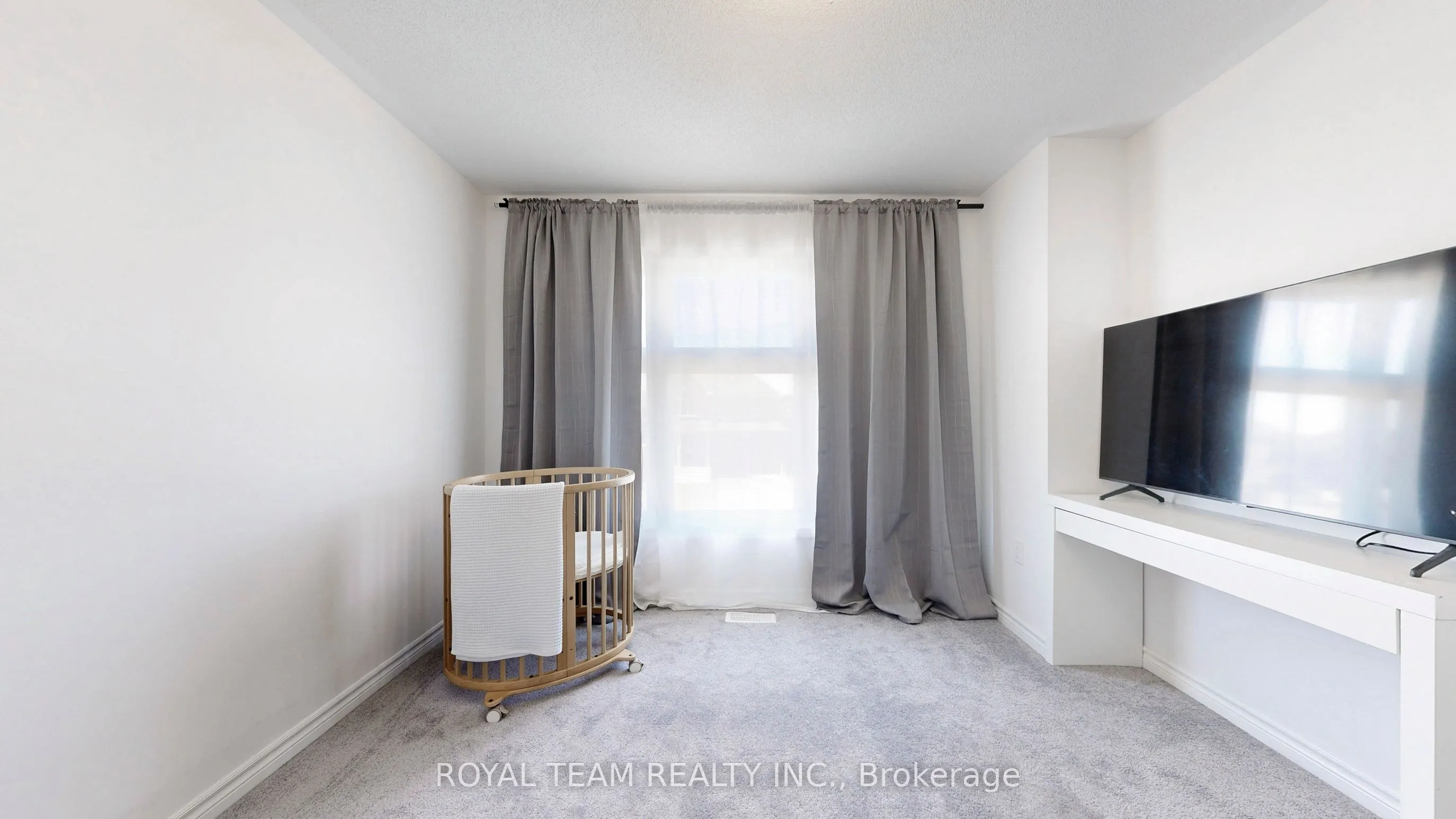 46 Ainslie Hill Crescent