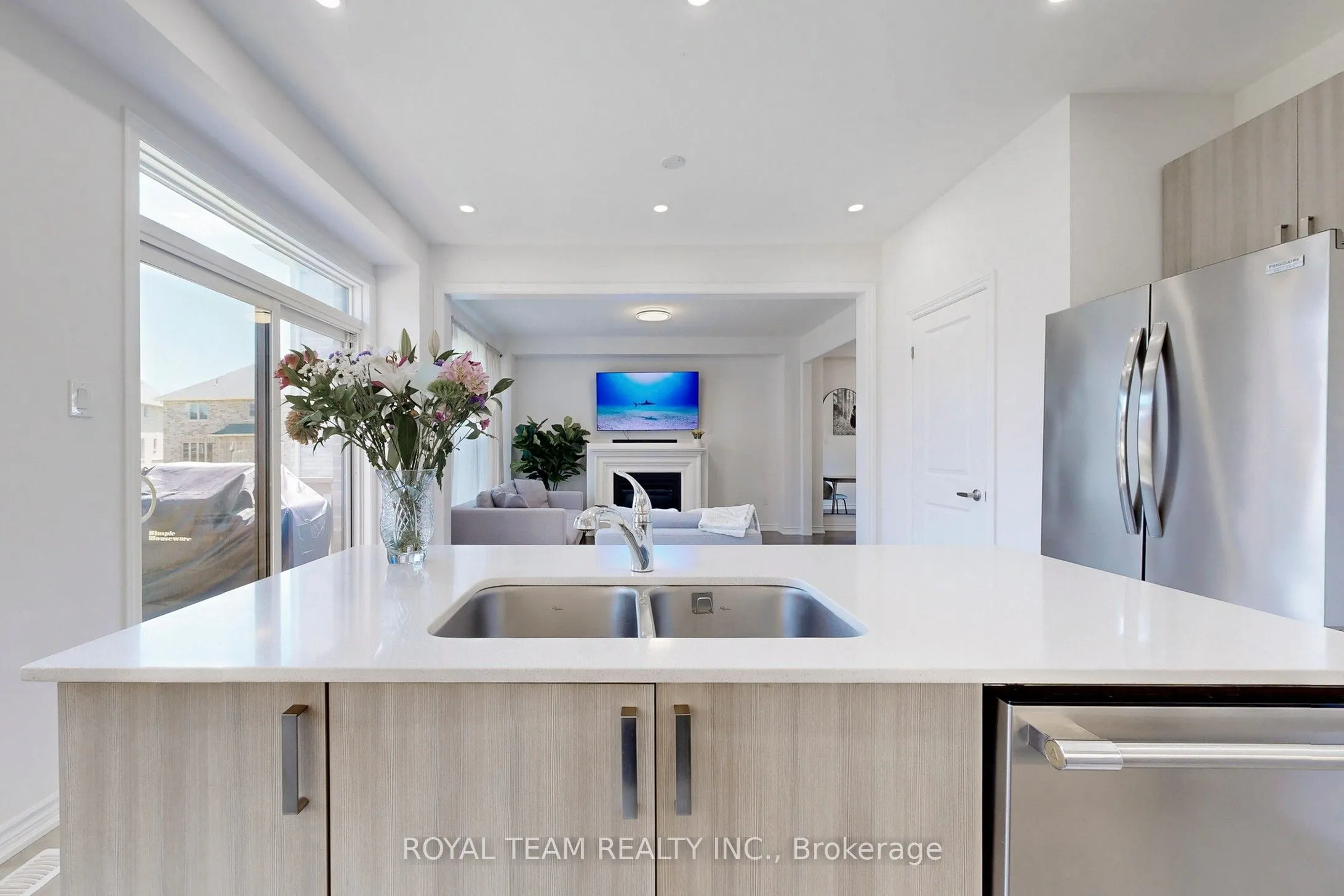 46 Ainslie Hill Crescent