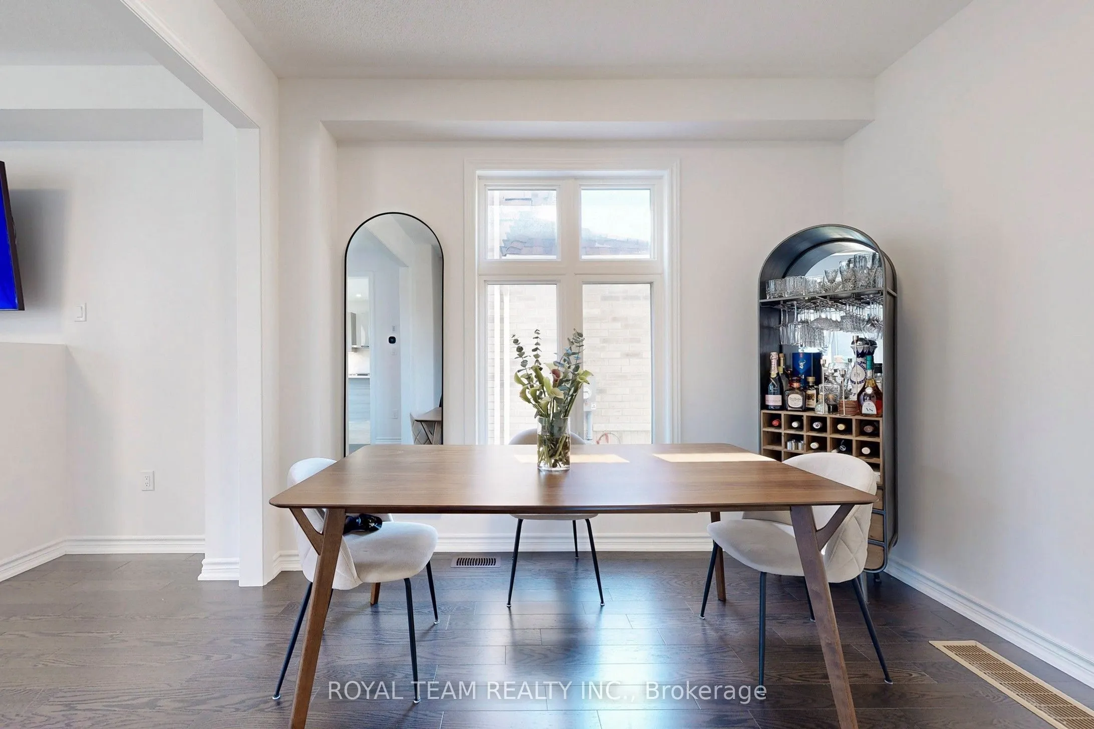 46 Ainslie Hill Crescent