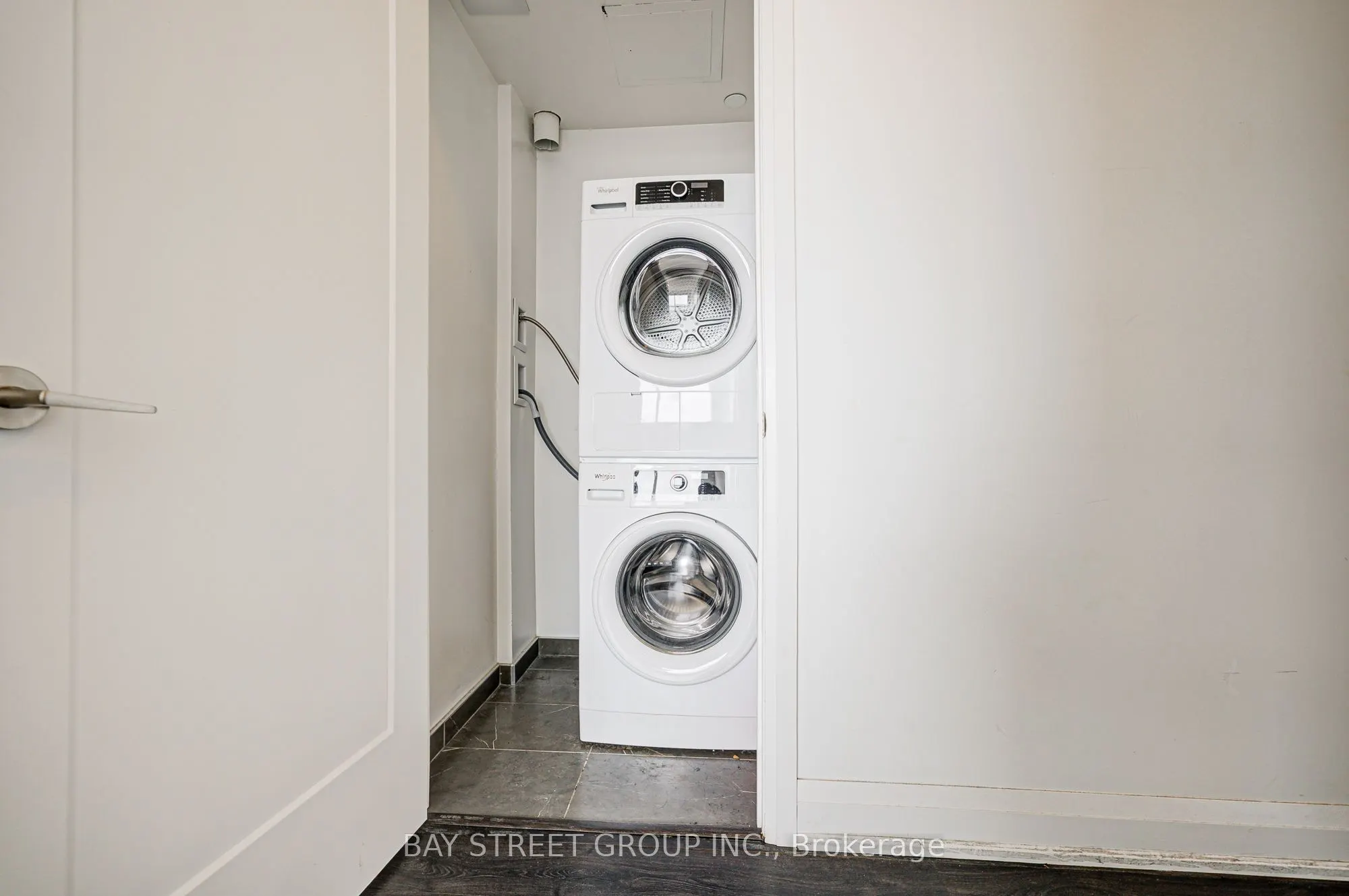 398 Highway 7 E, #1606