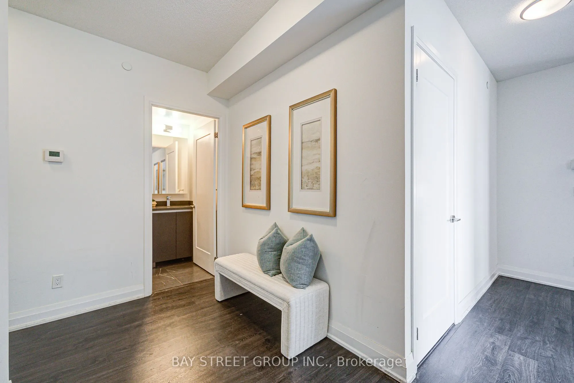 398 Highway 7 E, #1606