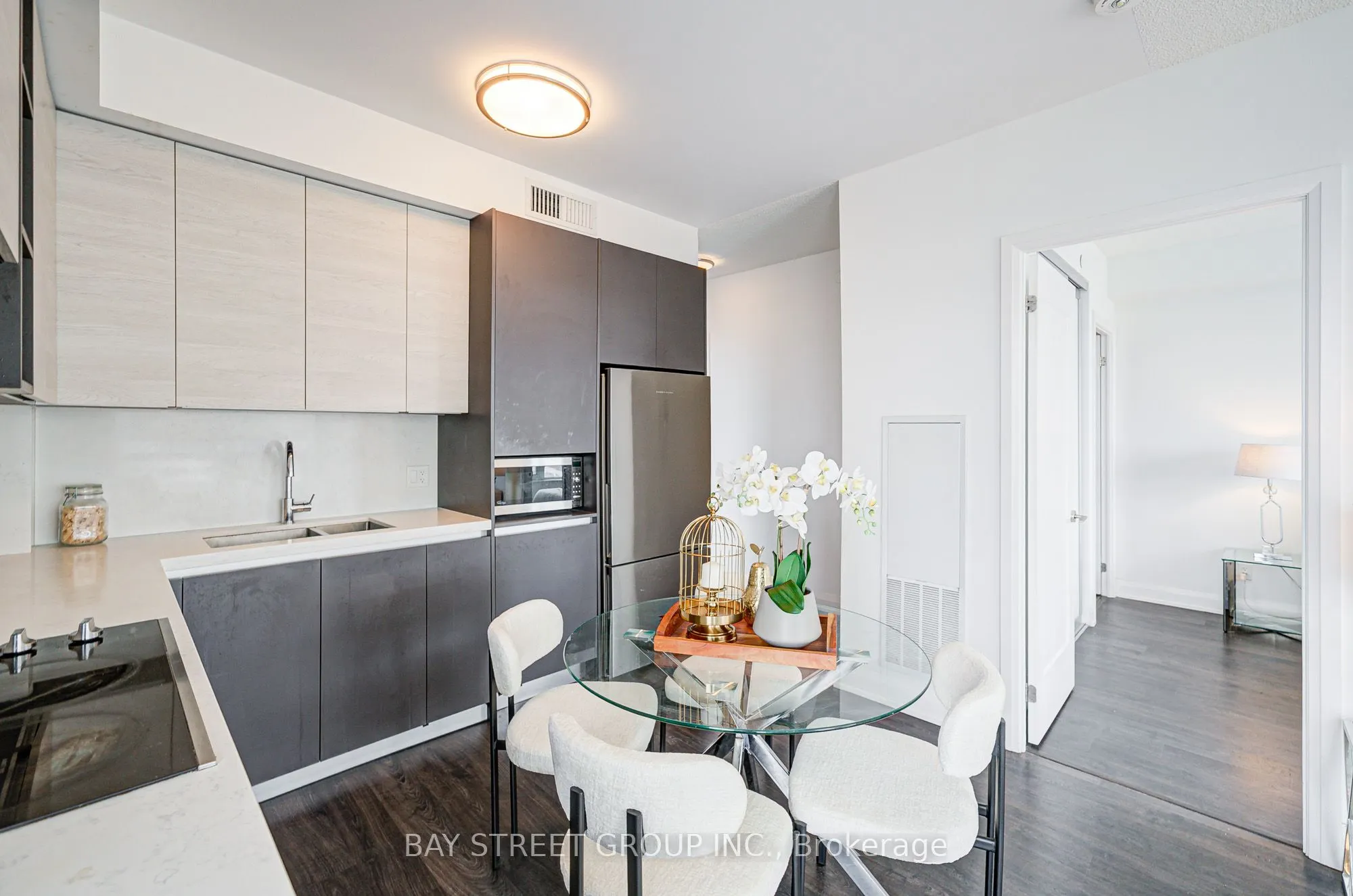 398 Highway 7 E, #1606