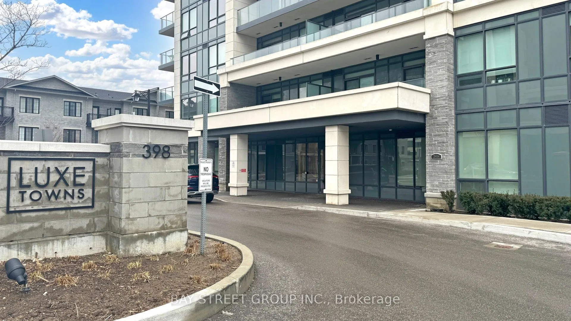 398 Highway 7 E, #1606