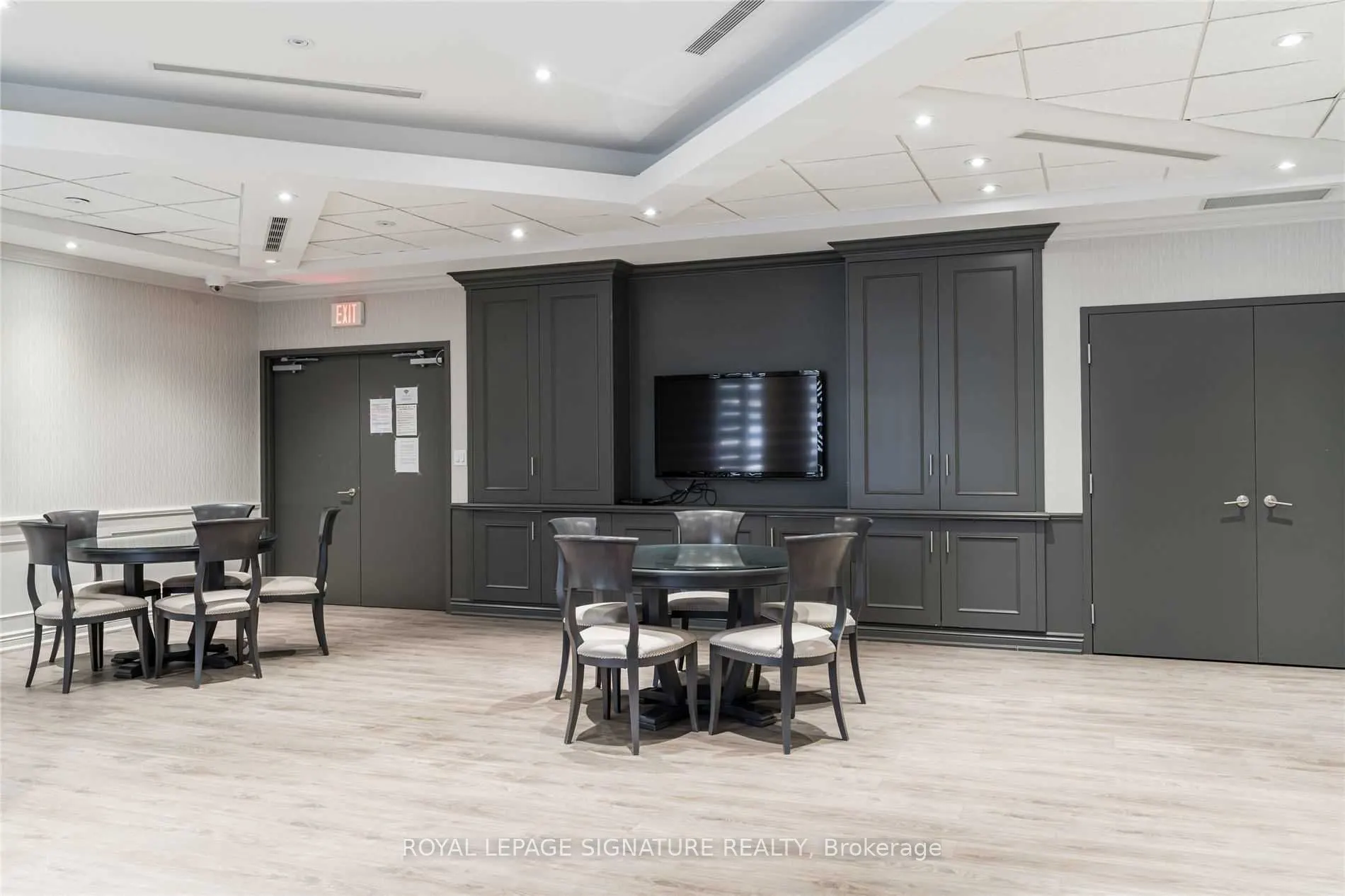 281 Woodbridge Avenue, #A32