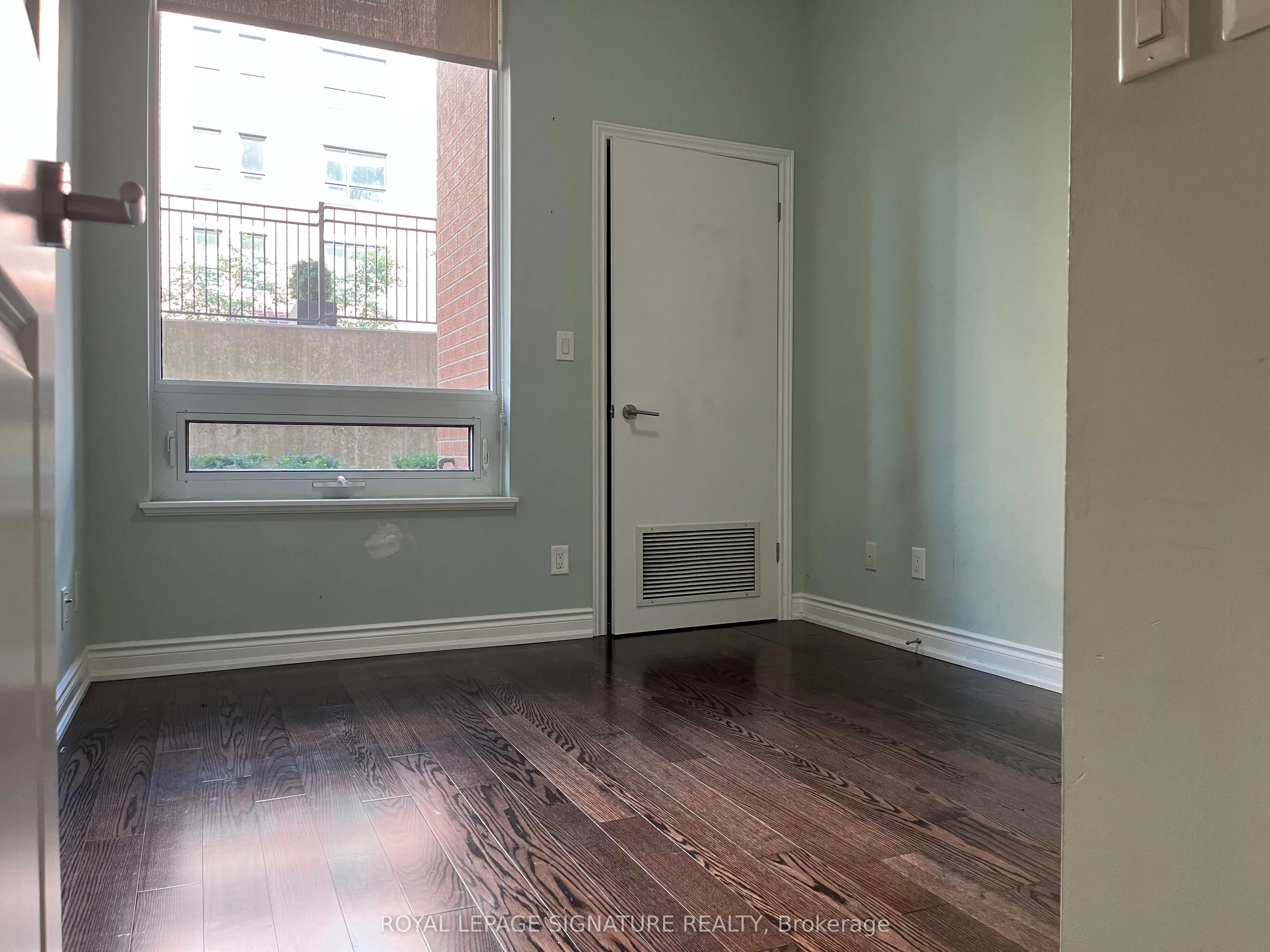 281 Woodbridge Avenue, #A32