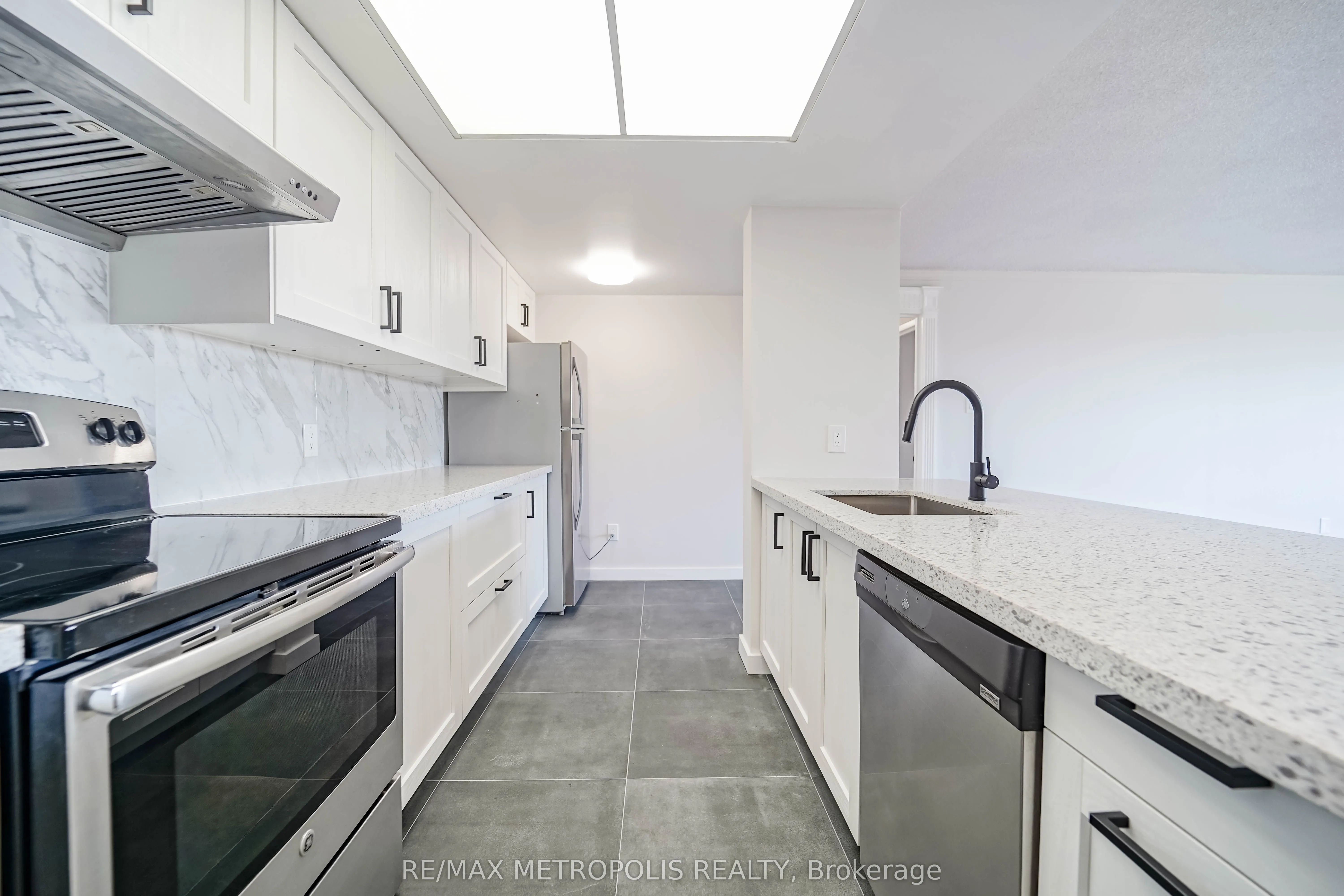 2 Raymerville Drive, #502