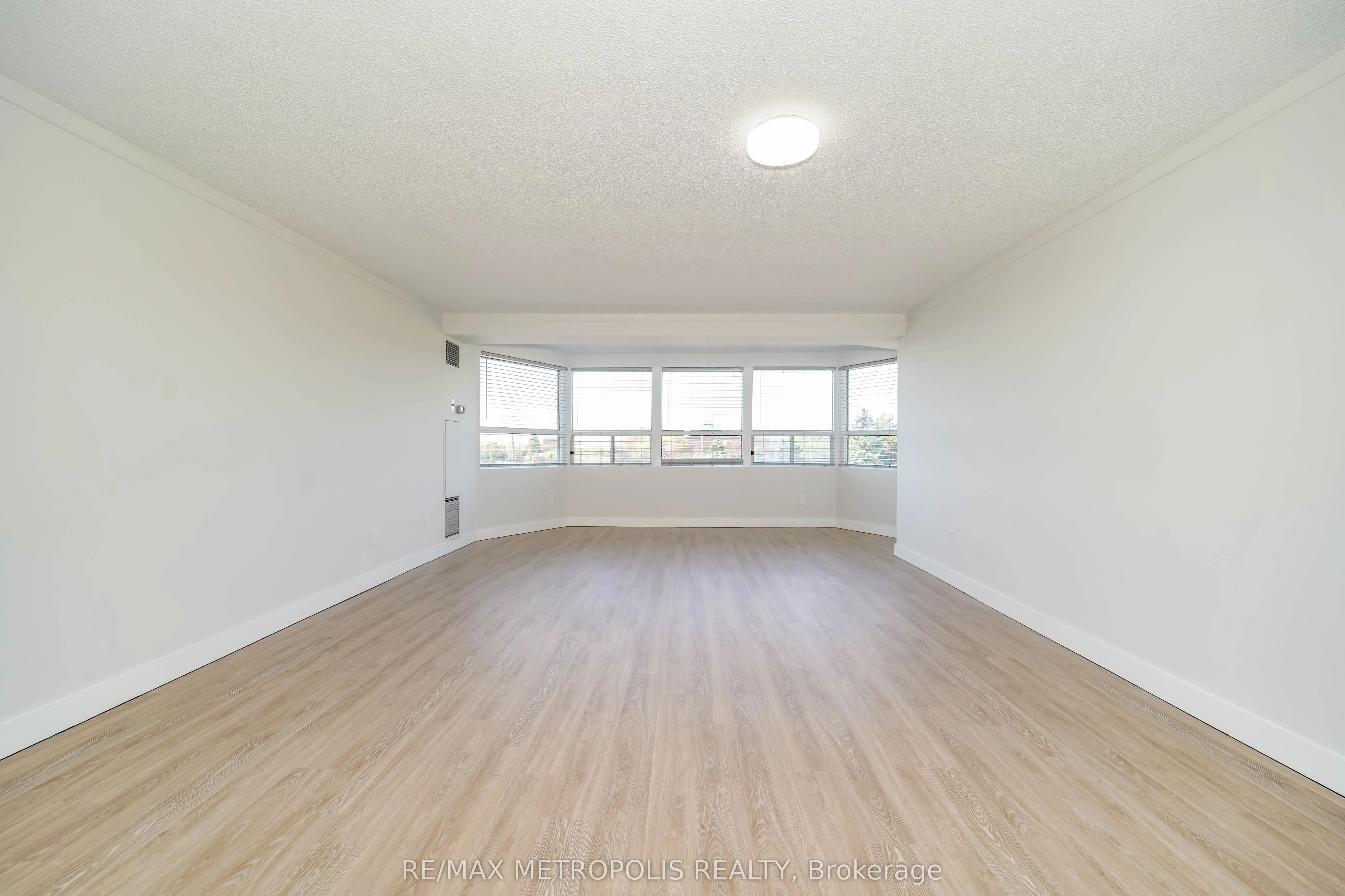 2 Raymerville Drive, #502