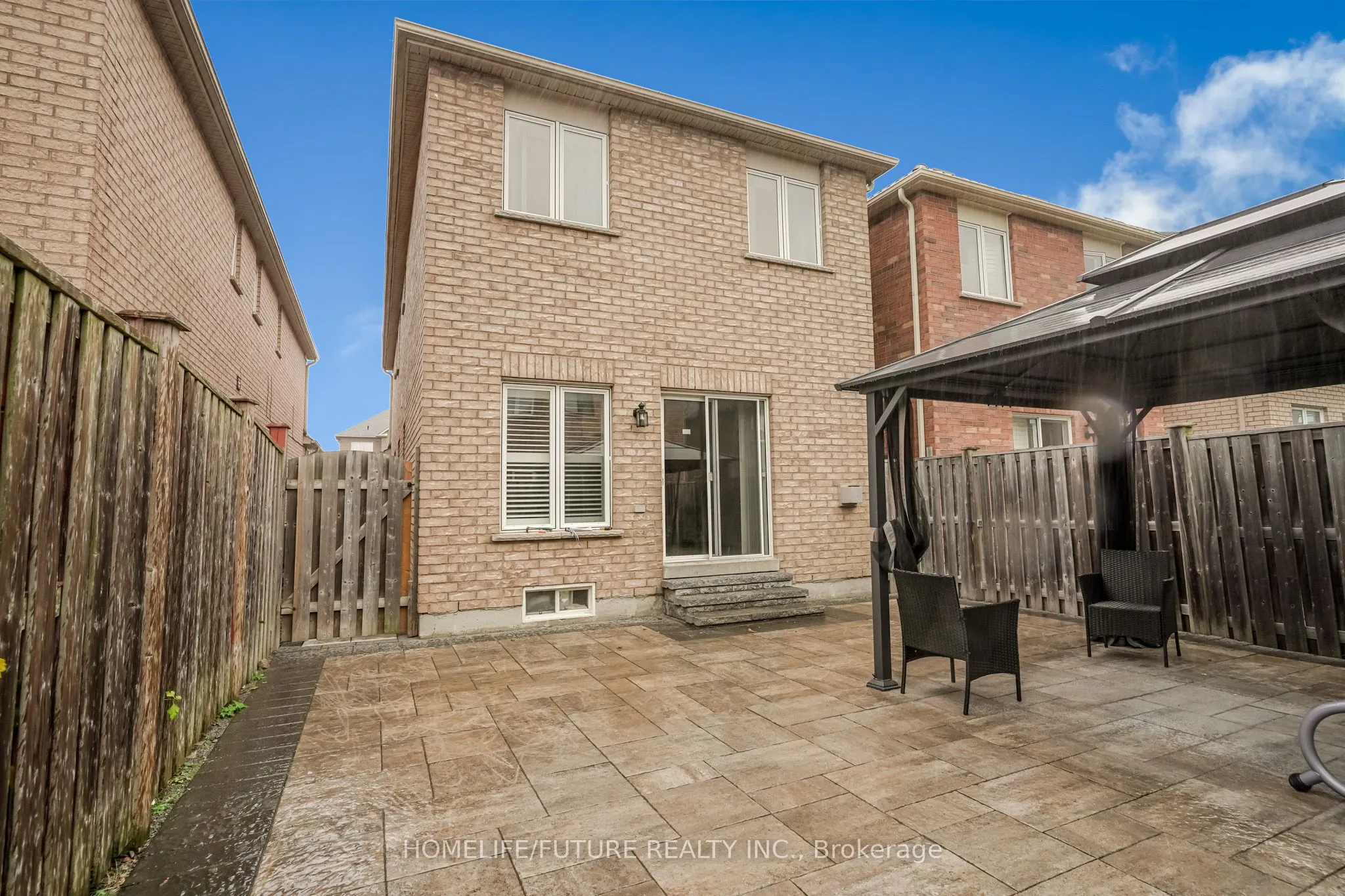 92 Jack Monkman Crescent