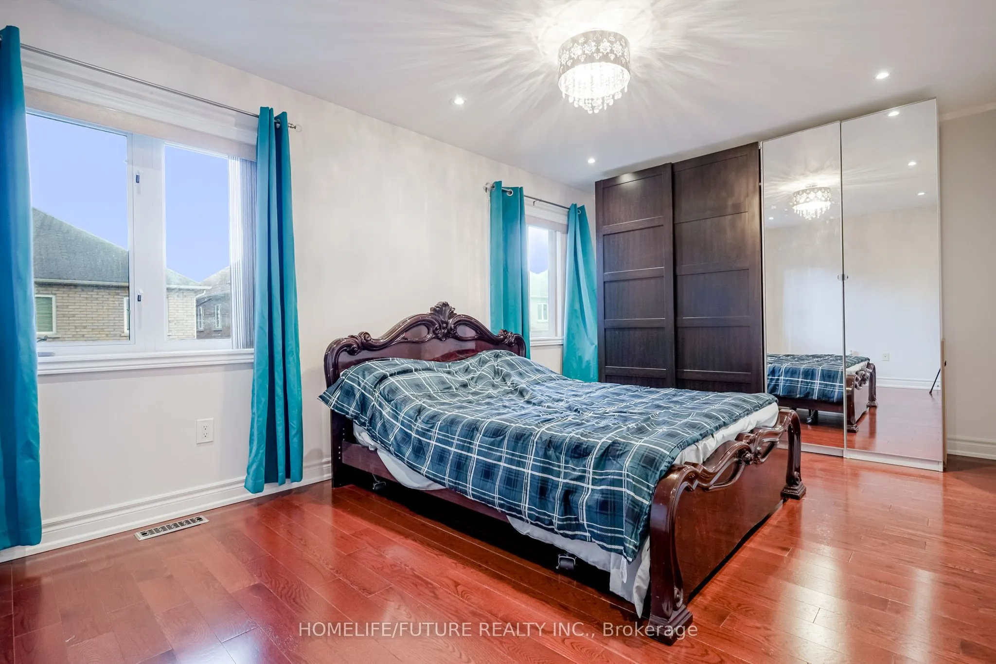 92 Jack Monkman Crescent