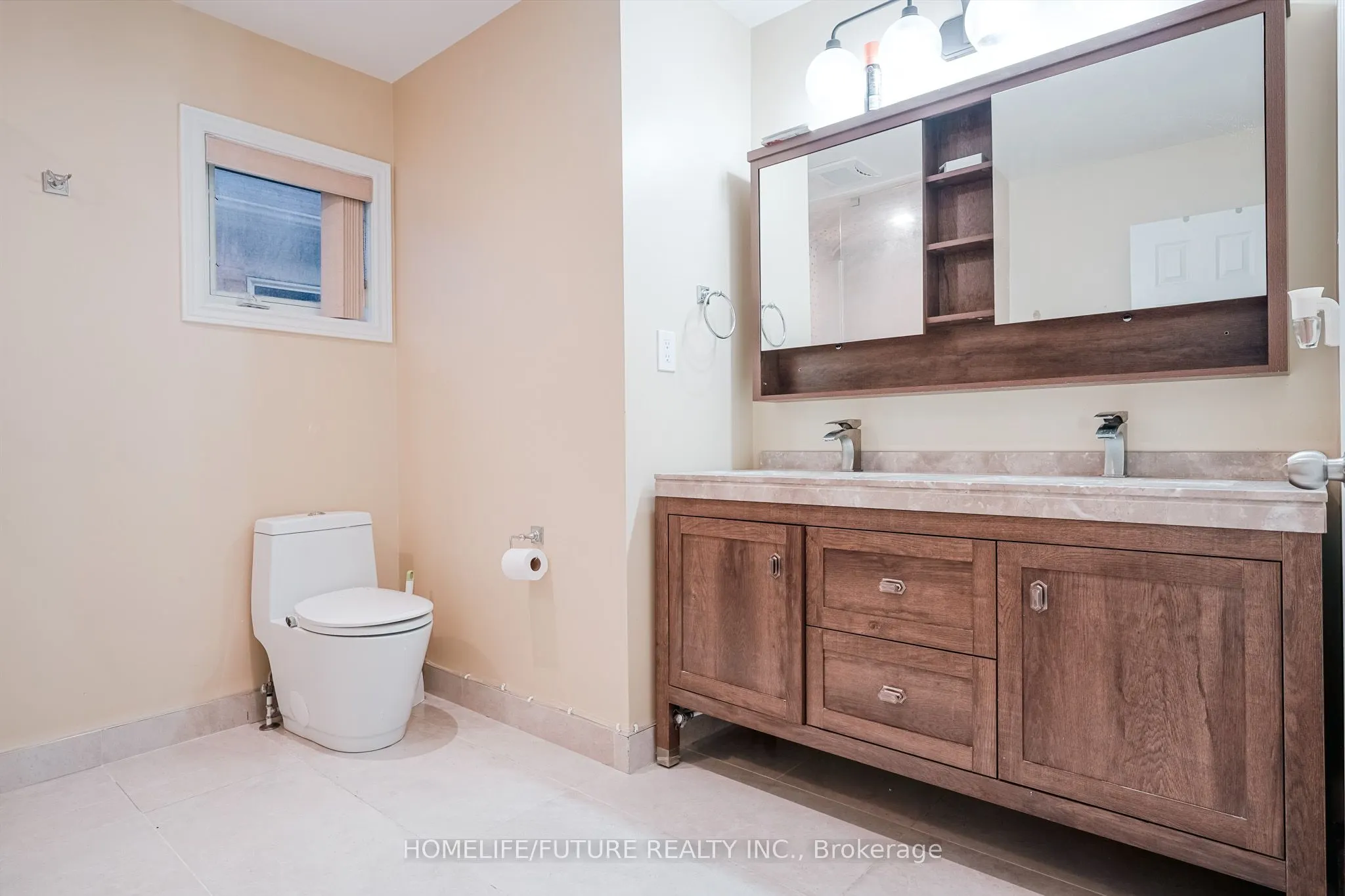 92 Jack Monkman Crescent