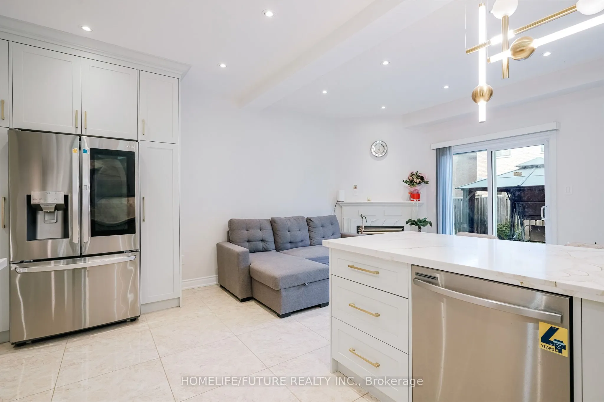 92 Jack Monkman Crescent