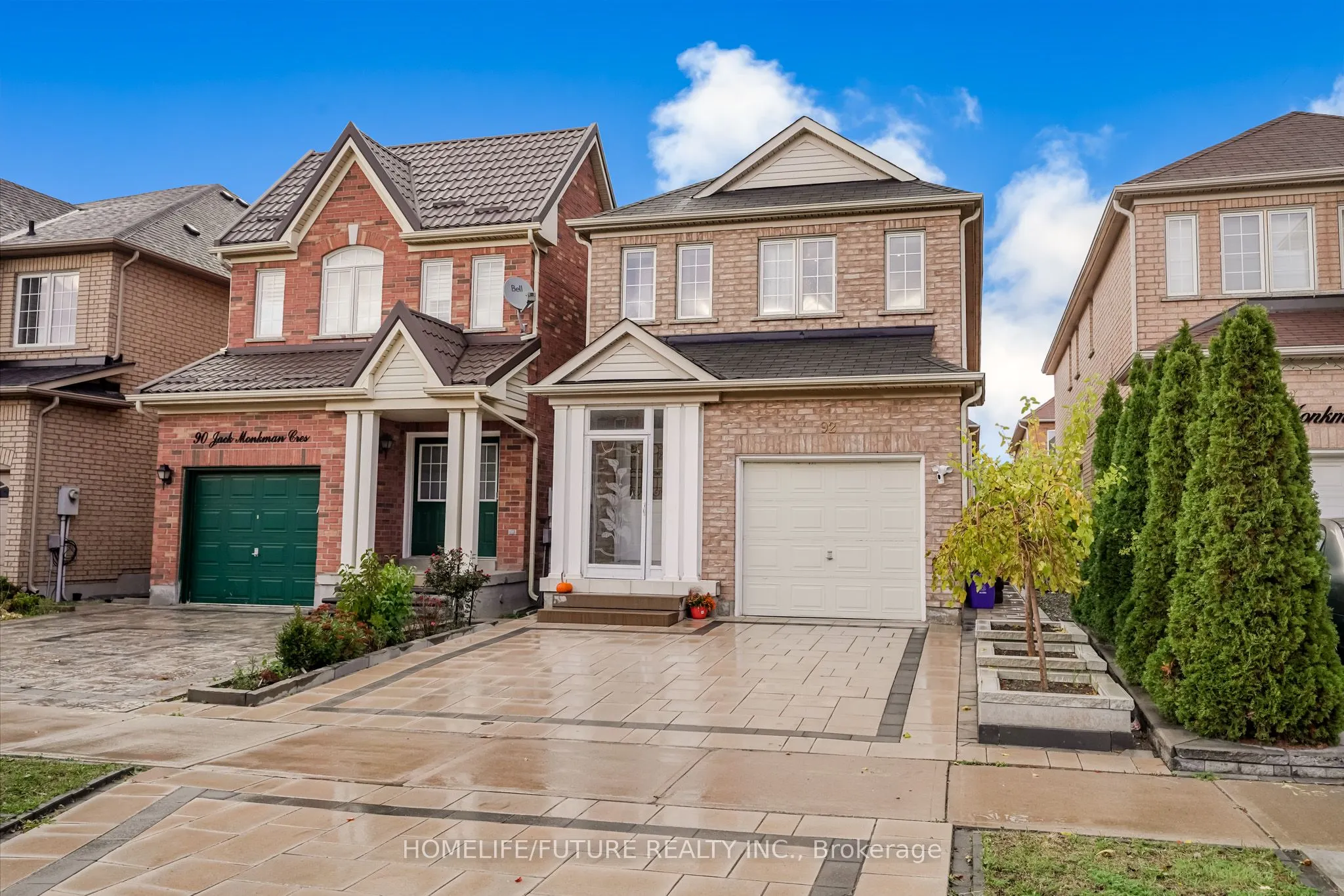 92 Jack Monkman Crescent