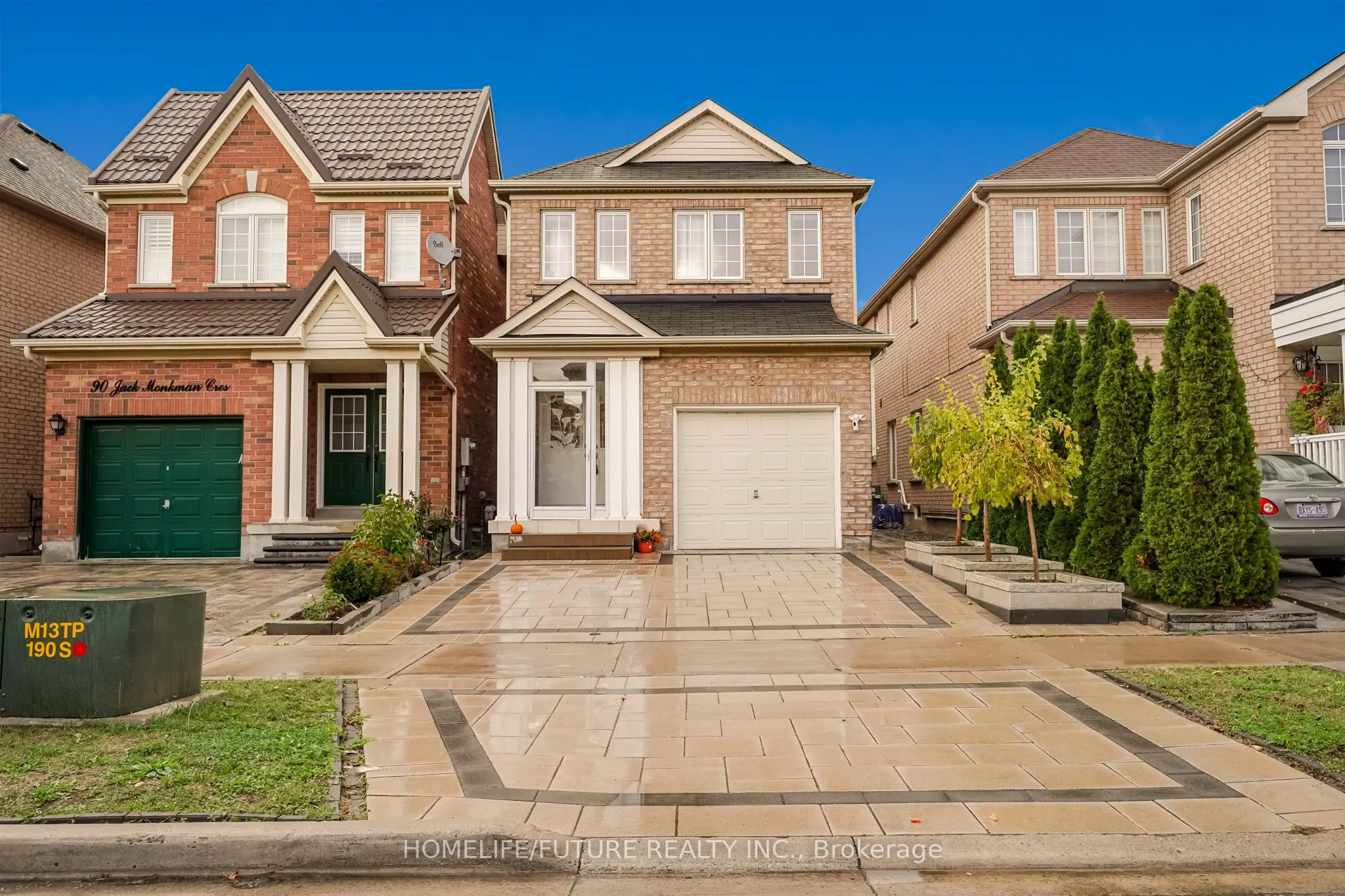 92 Jack Monkman Crescent