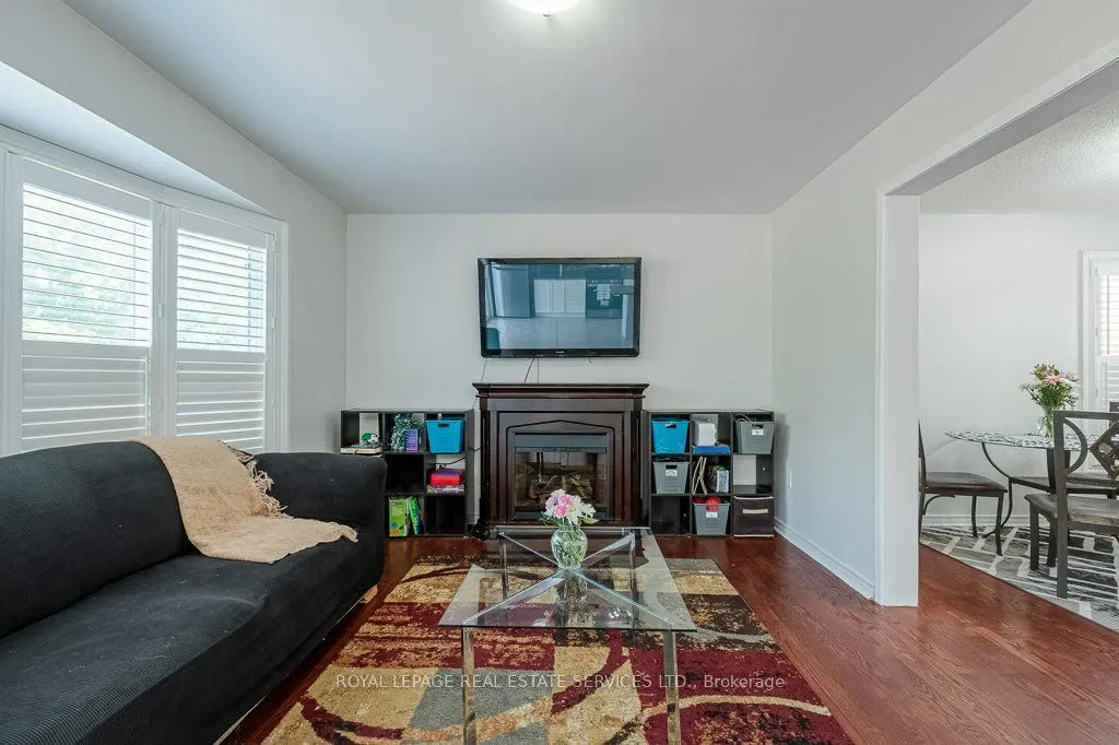 19 Callander Crescent