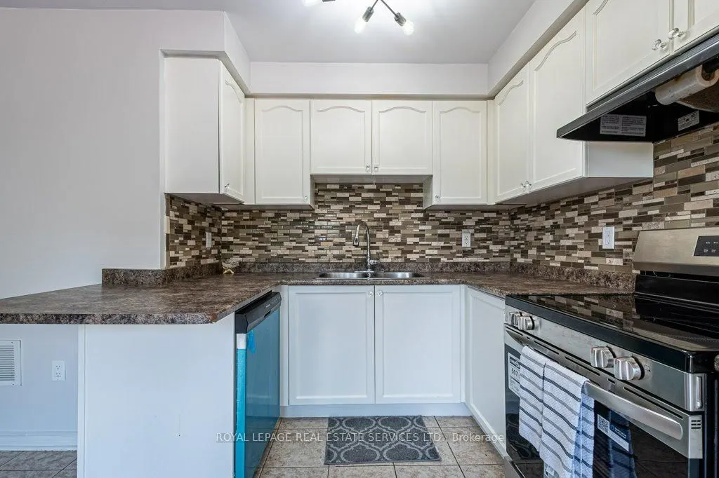 19 Callander Crescent