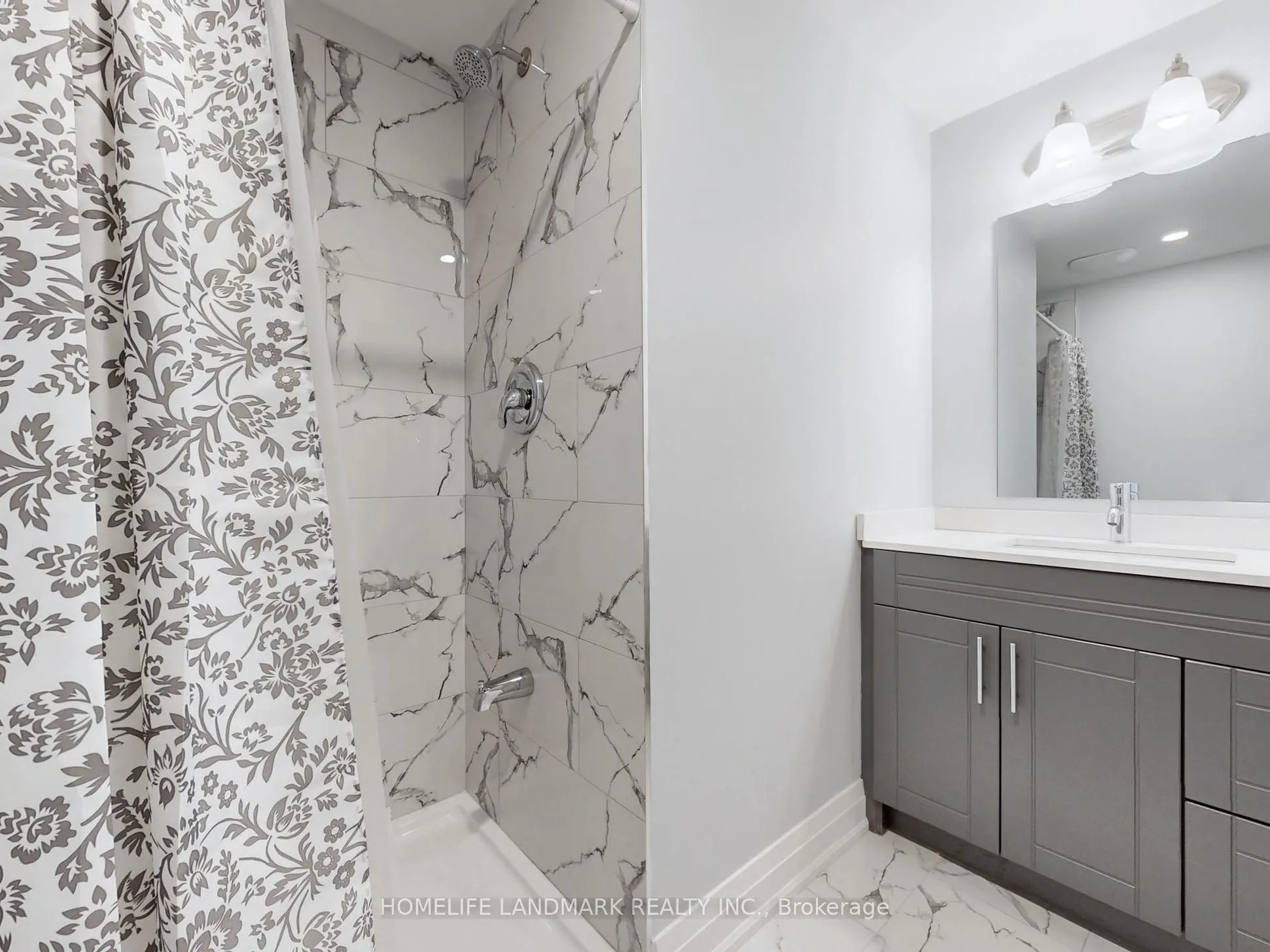 1661 Mount Albert Road S