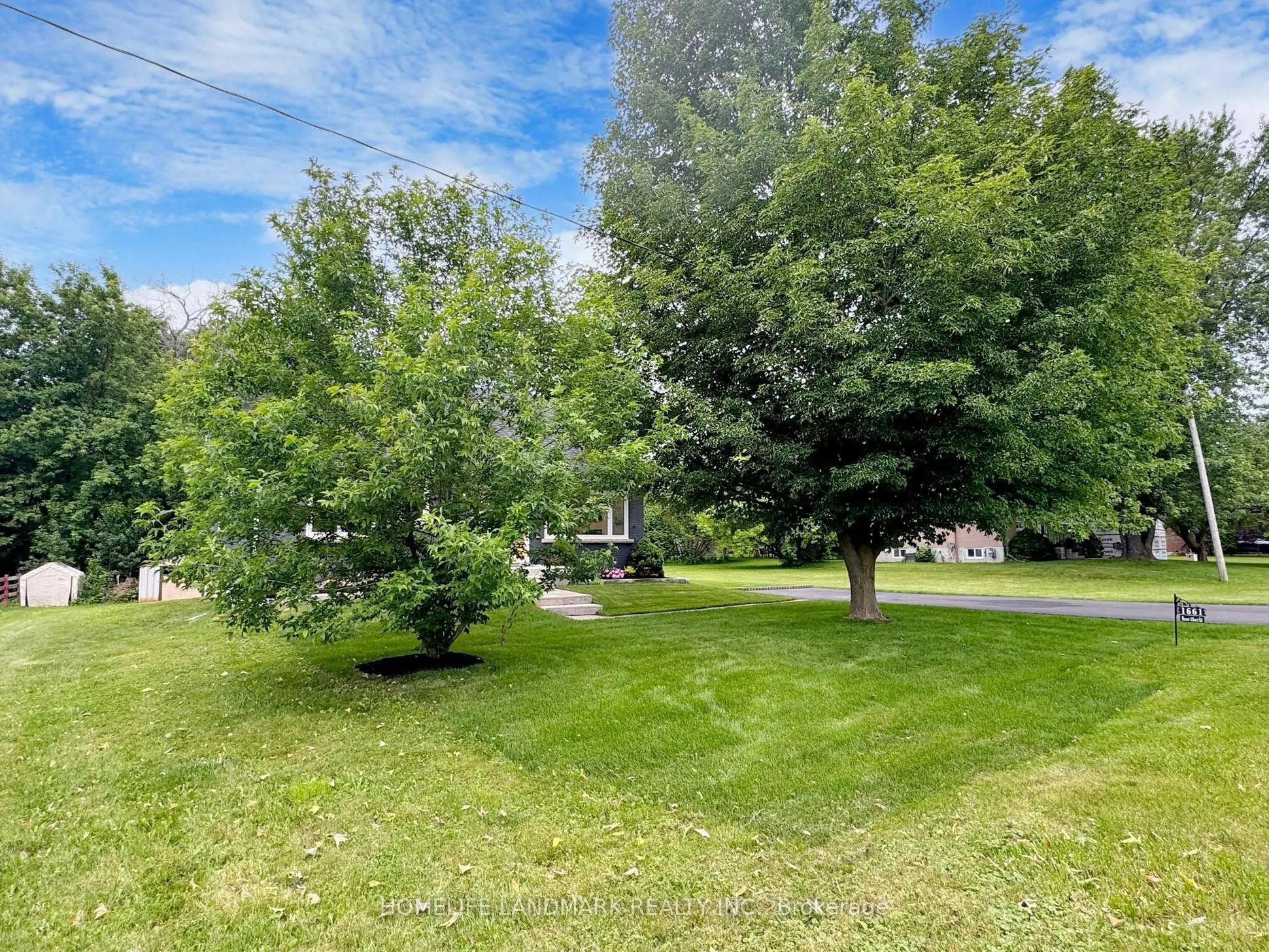 1661 Mount Albert Road S