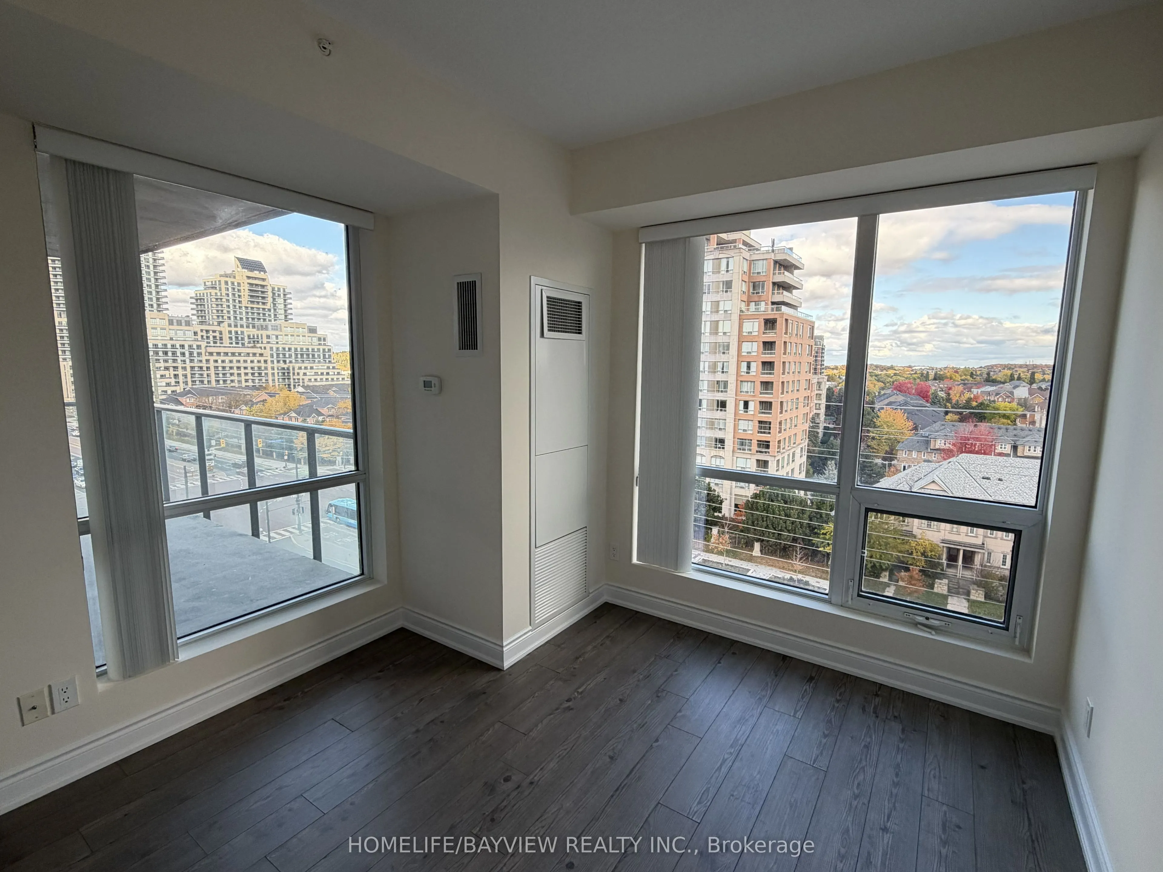 9090 Yonge Street, #805B