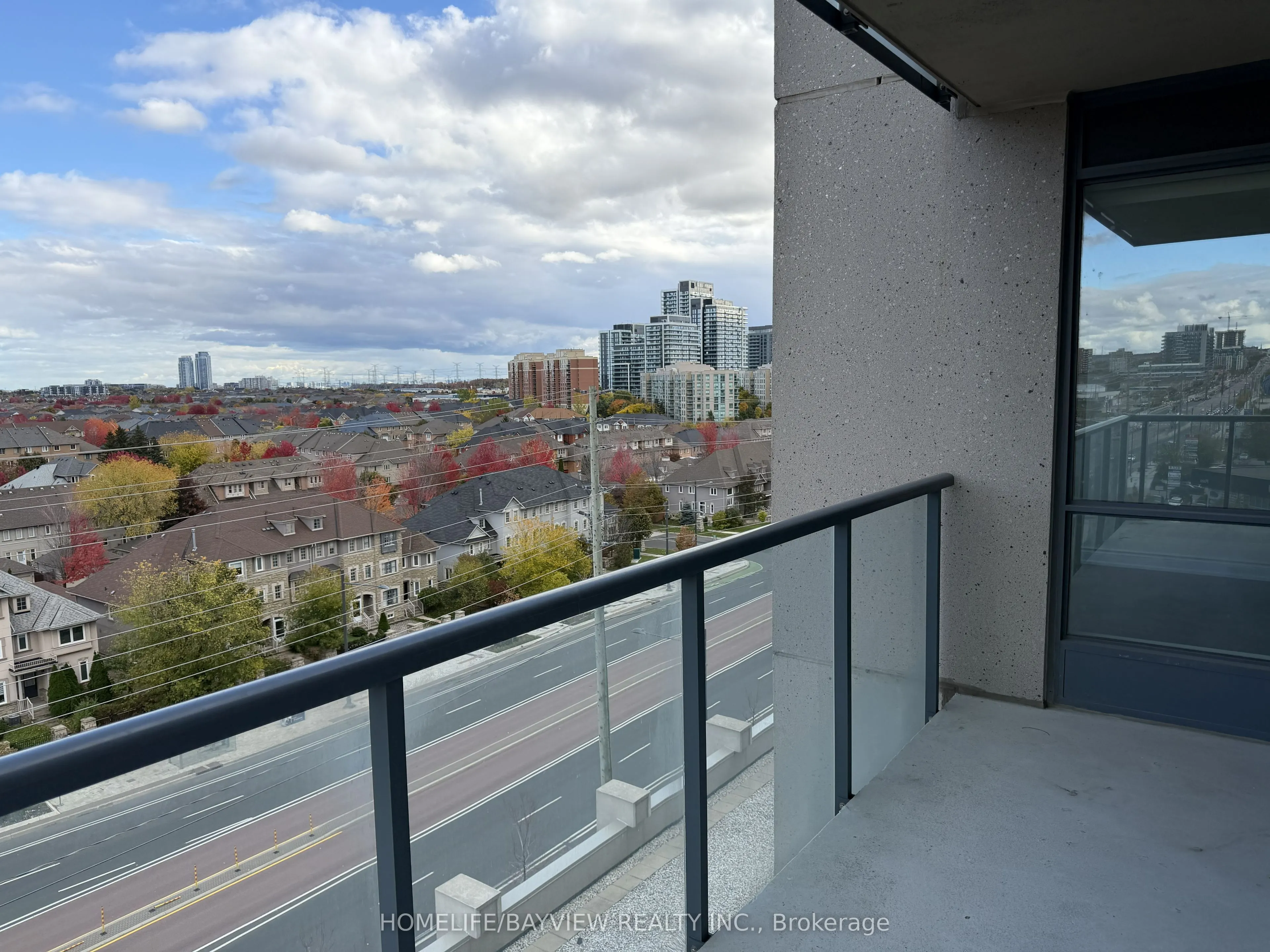 9090 Yonge Street, #805B