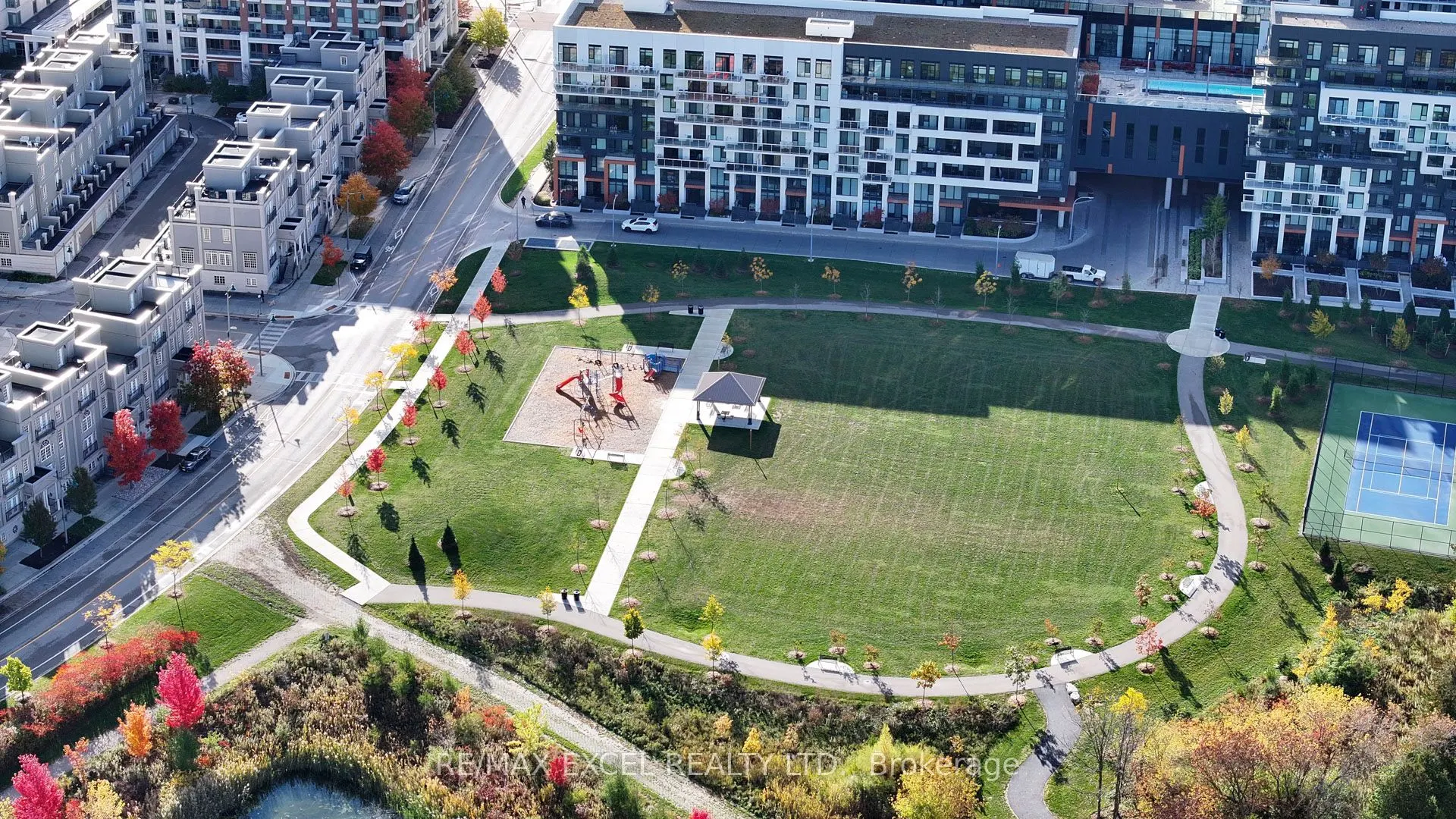 1 Upper Duke Crescent, #110