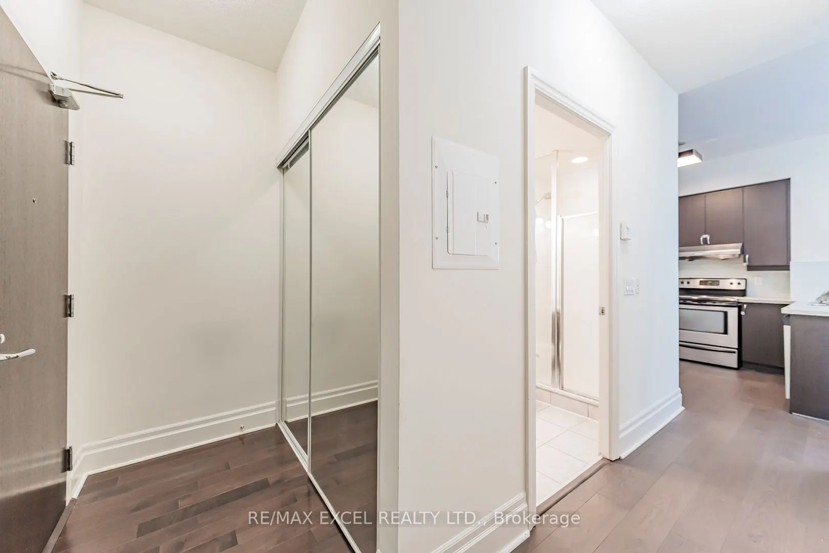 1 Upper Duke Crescent, #110