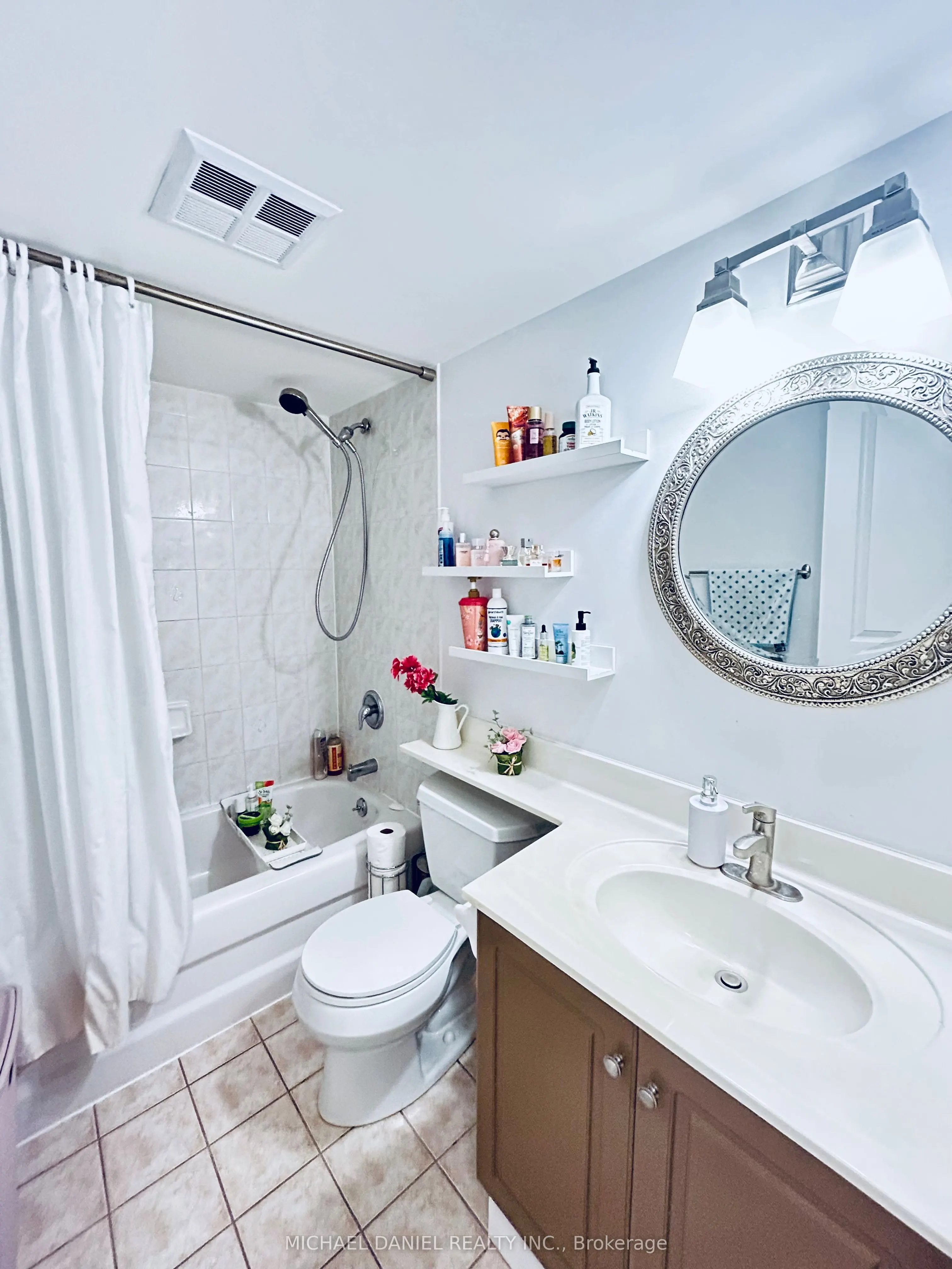 29 Northern Heights Drive, #306