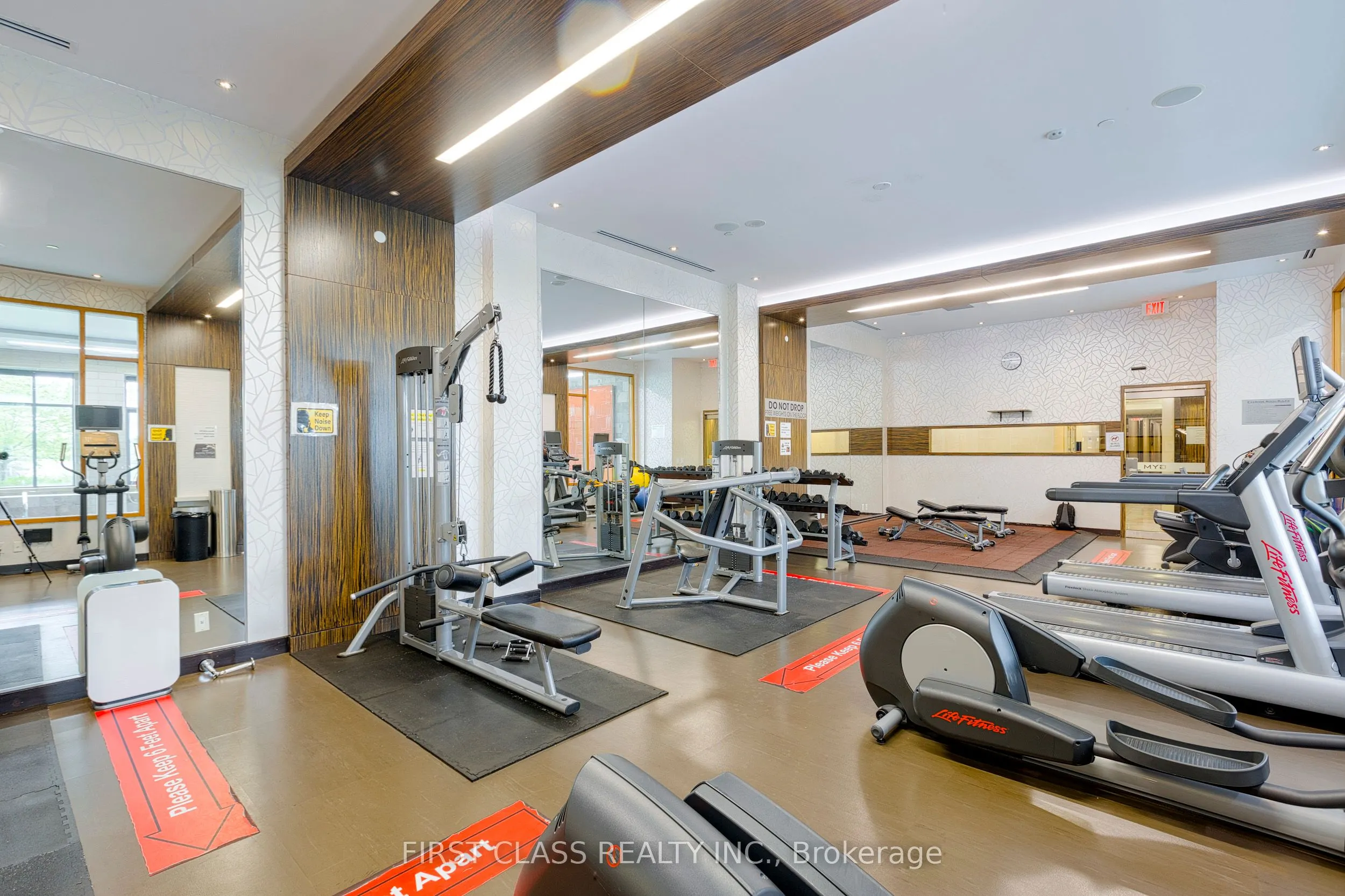 325 South Park Road, #1205