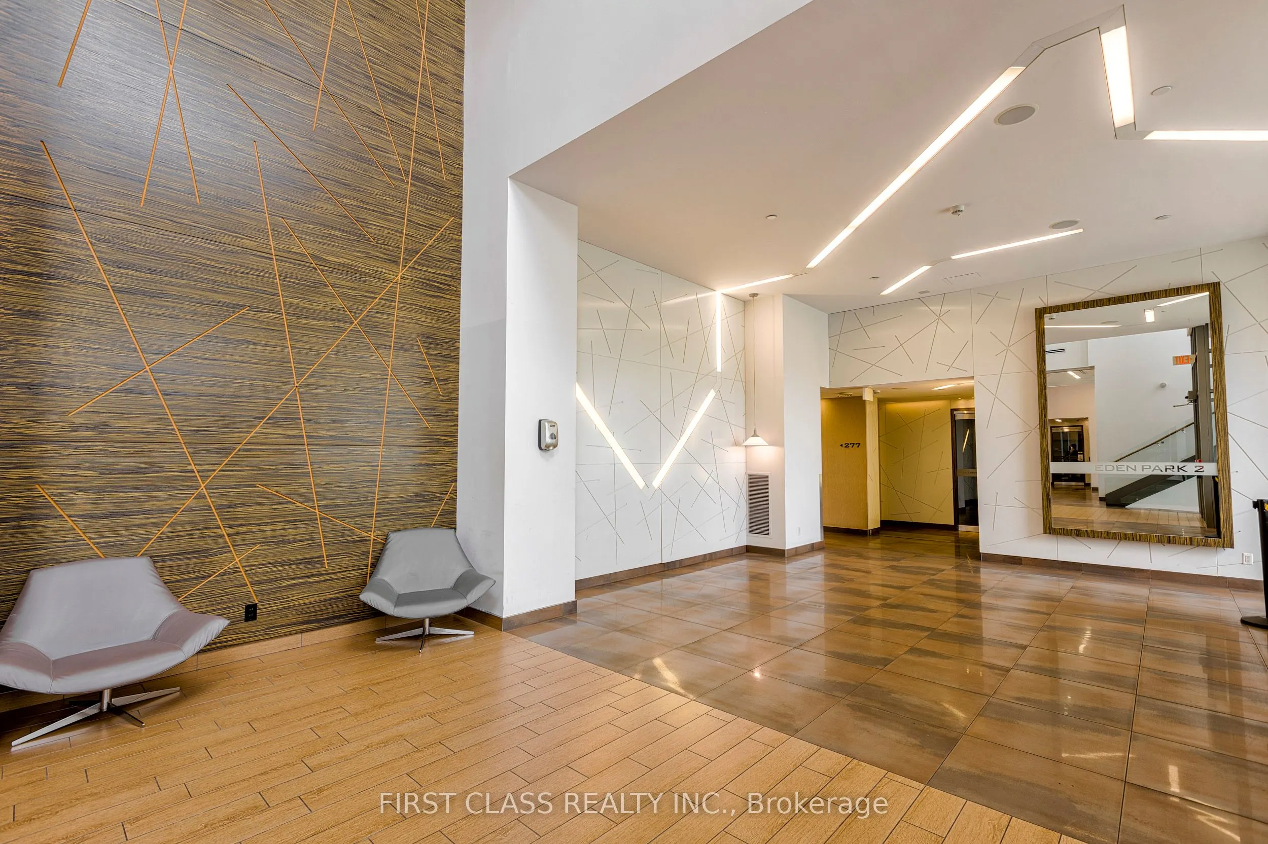 325 South Park Road, #1205