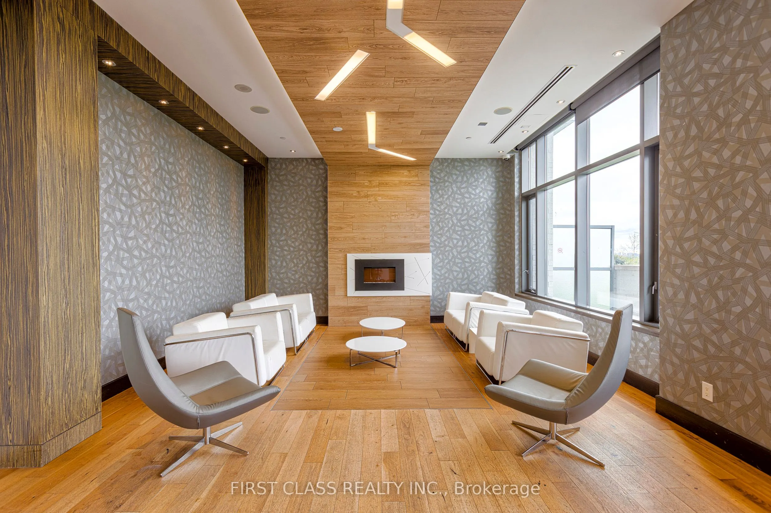 325 South Park Road, #1205