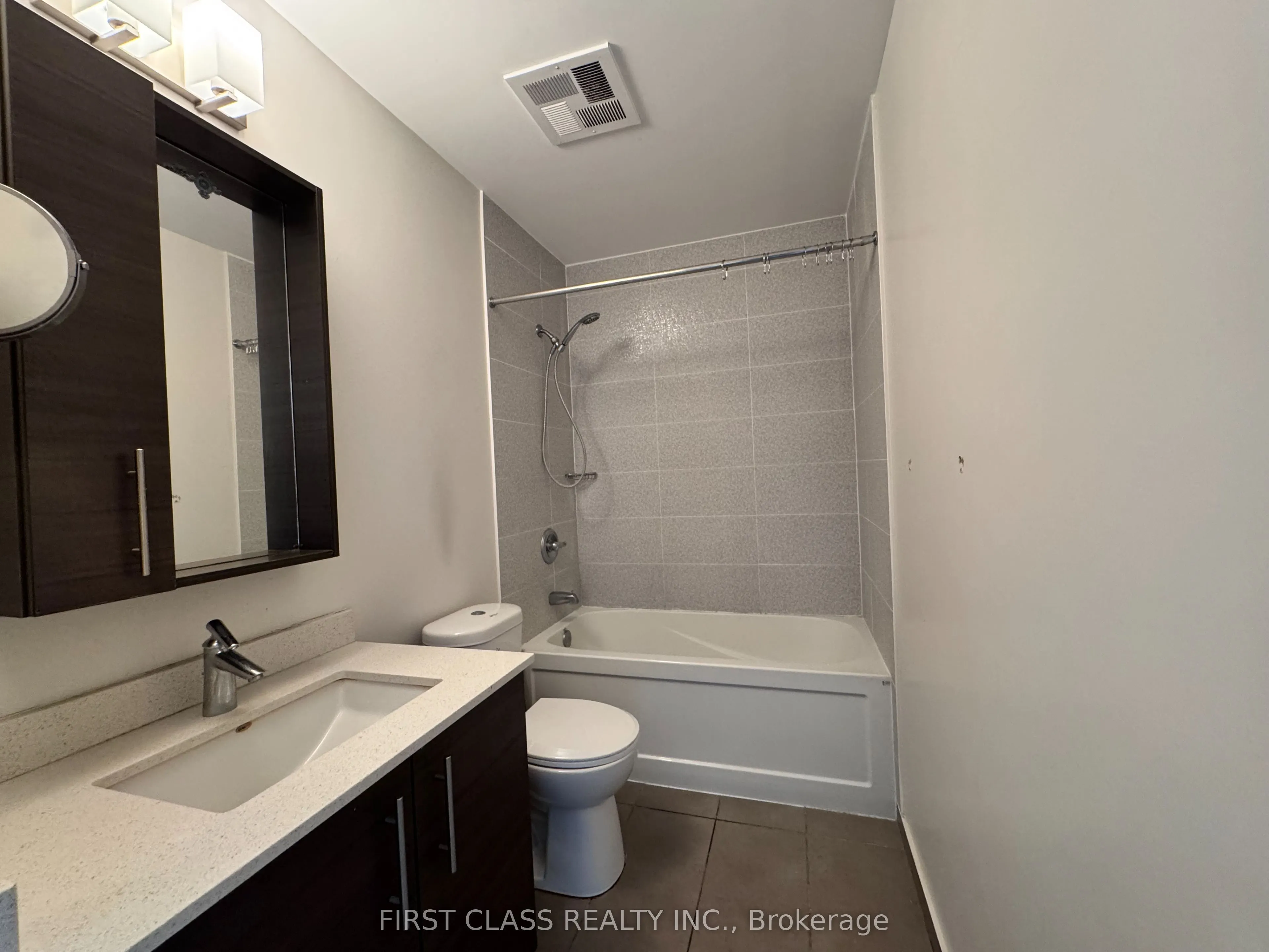 325 South Park Road, #1205