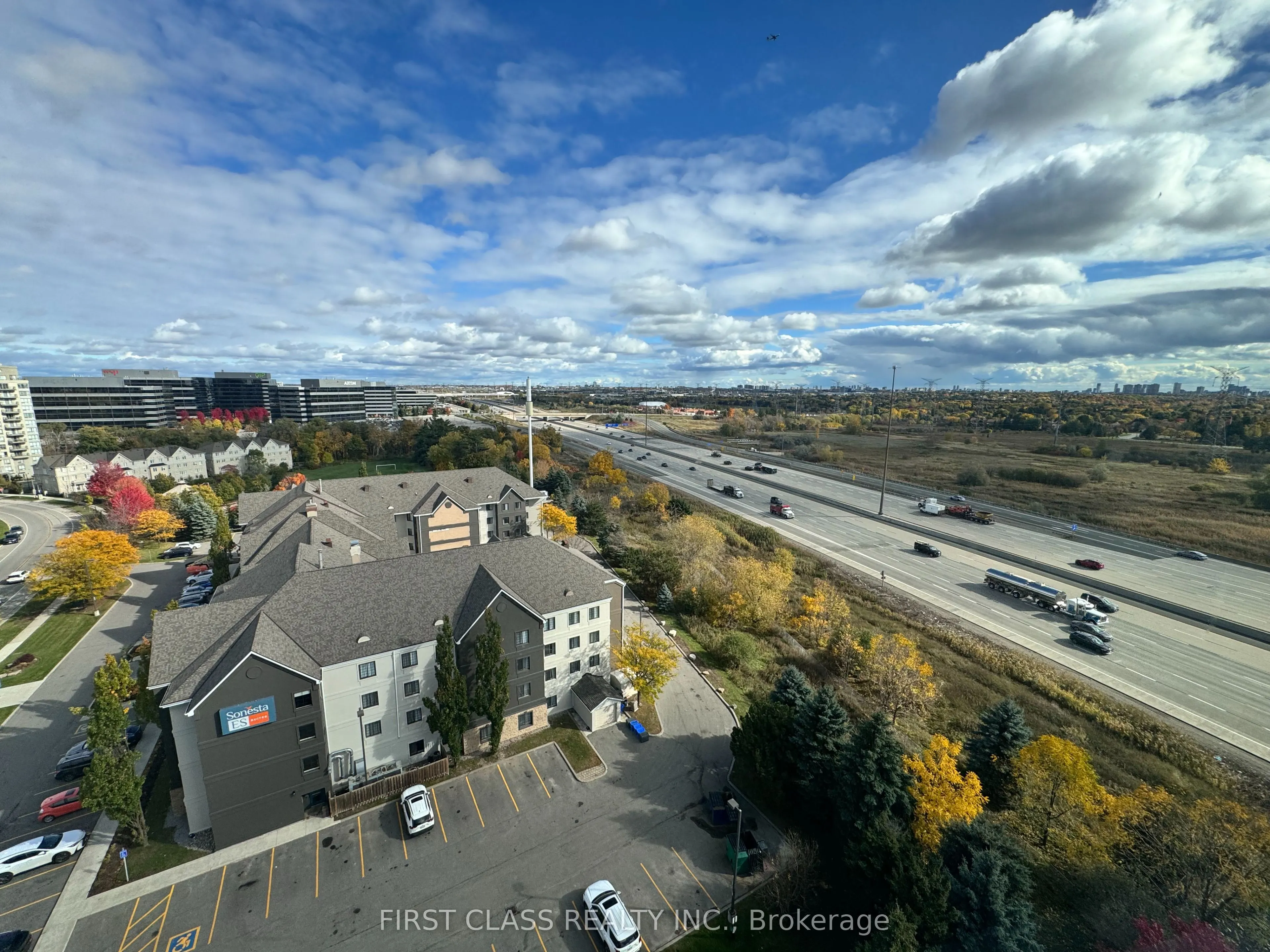 325 South Park Road, #1205