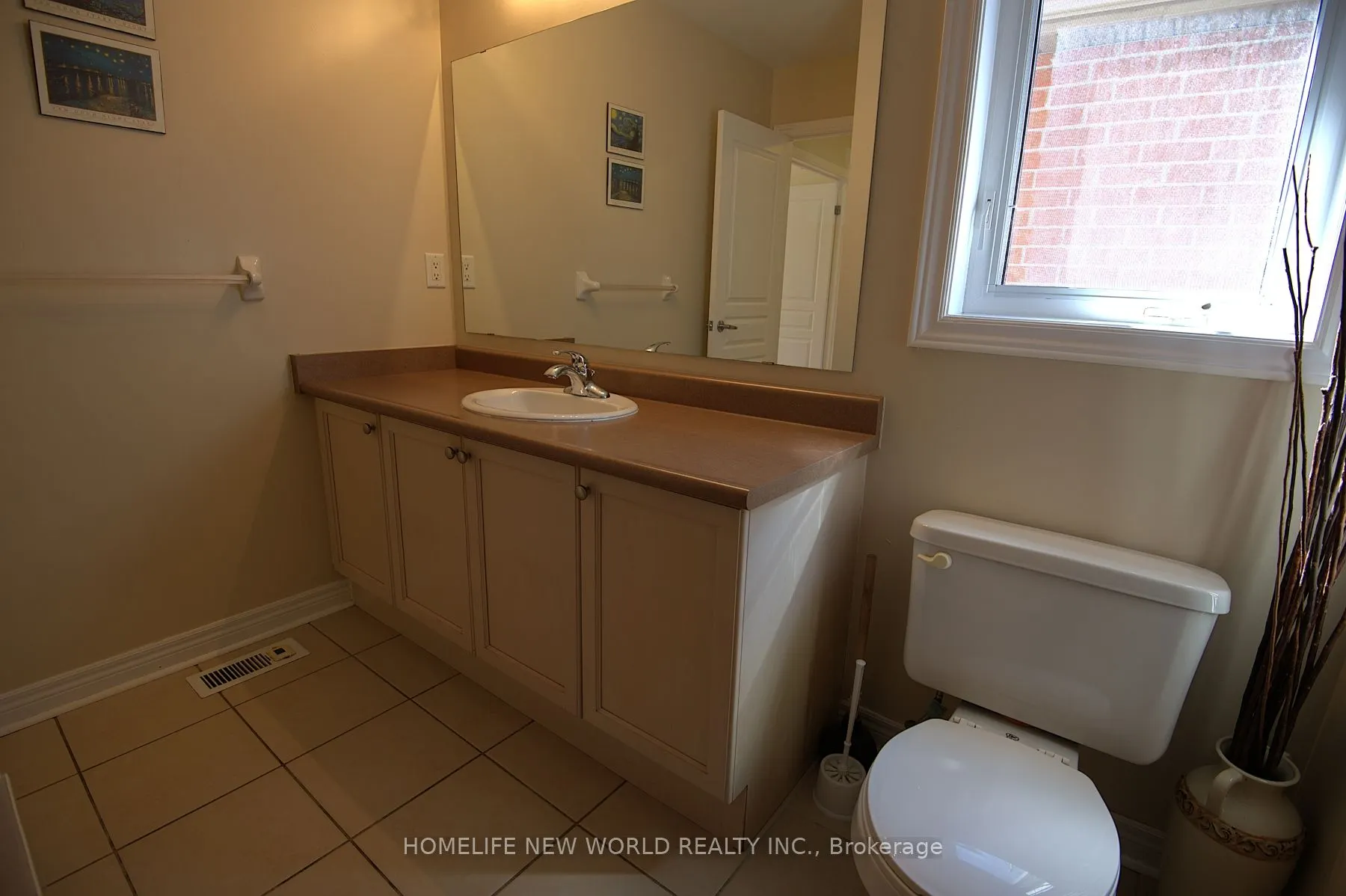 70 Thomas Legge Crescent