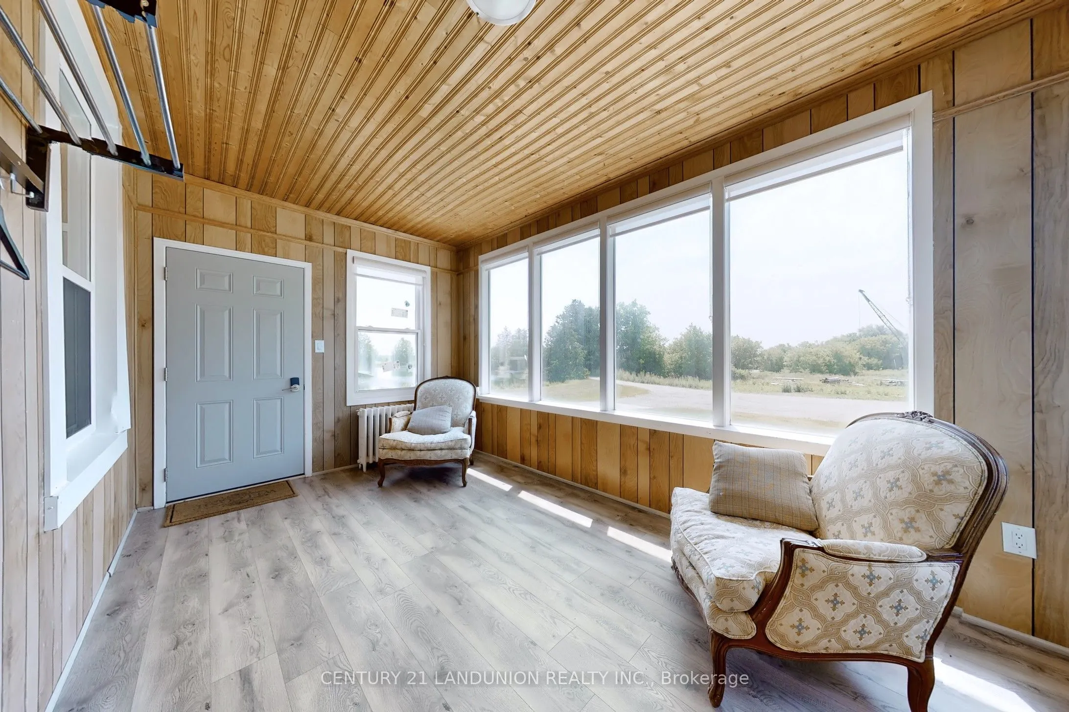 13291 warden Acres E