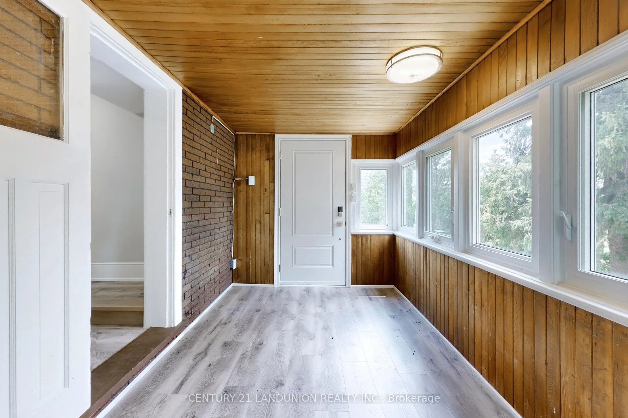 13291 warden Acres E