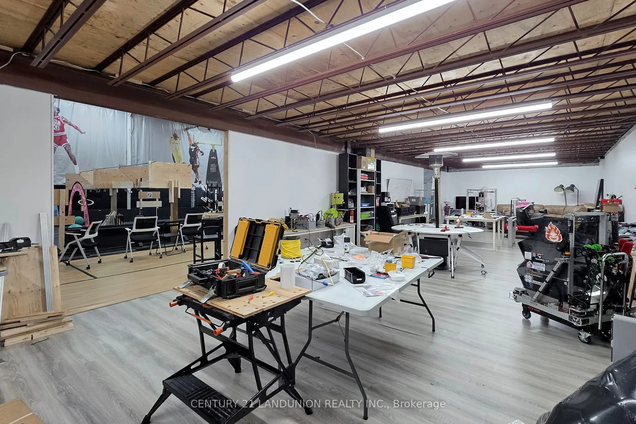 13291 warden Acres E