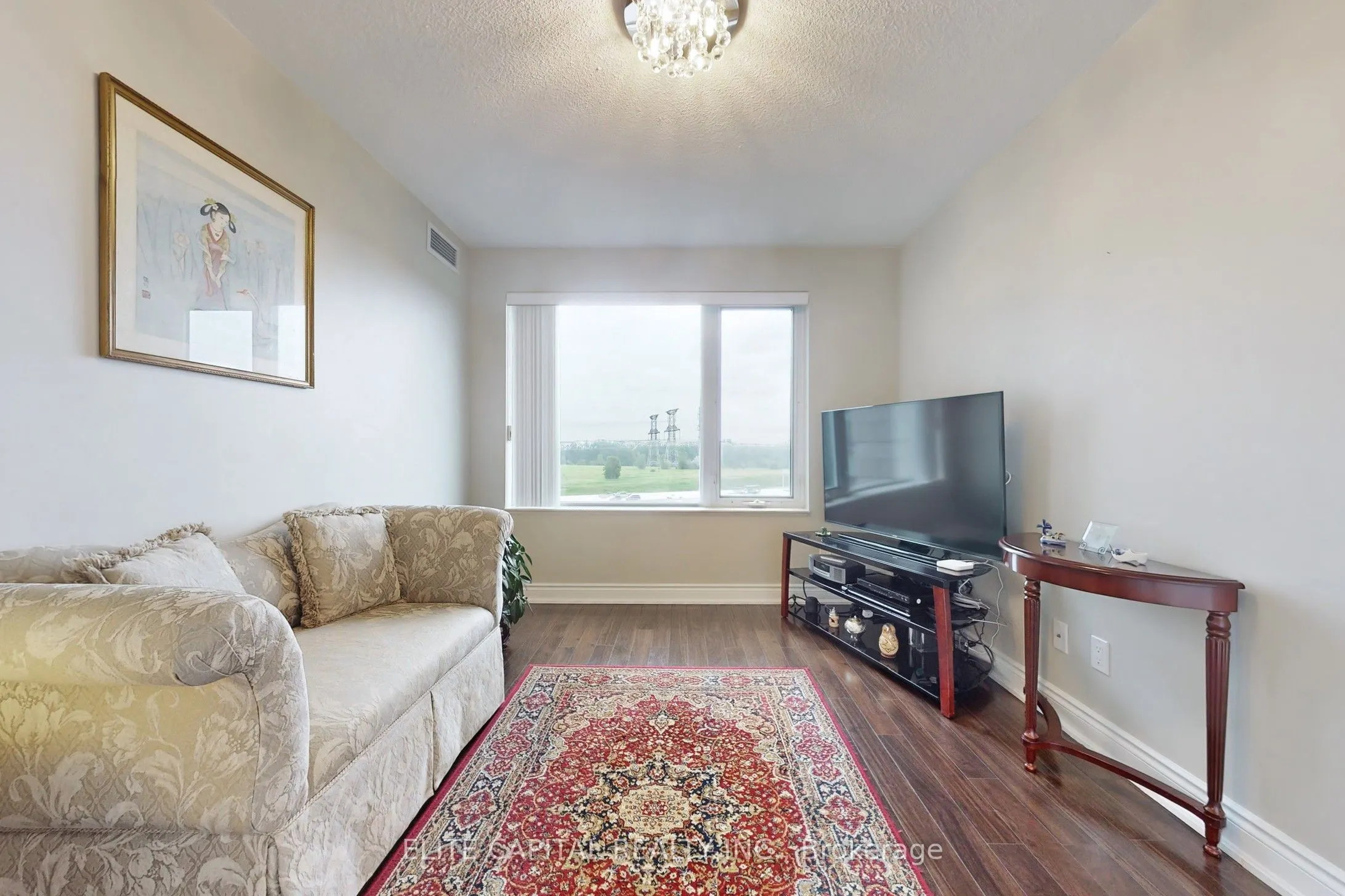 233 South Park Road, #805