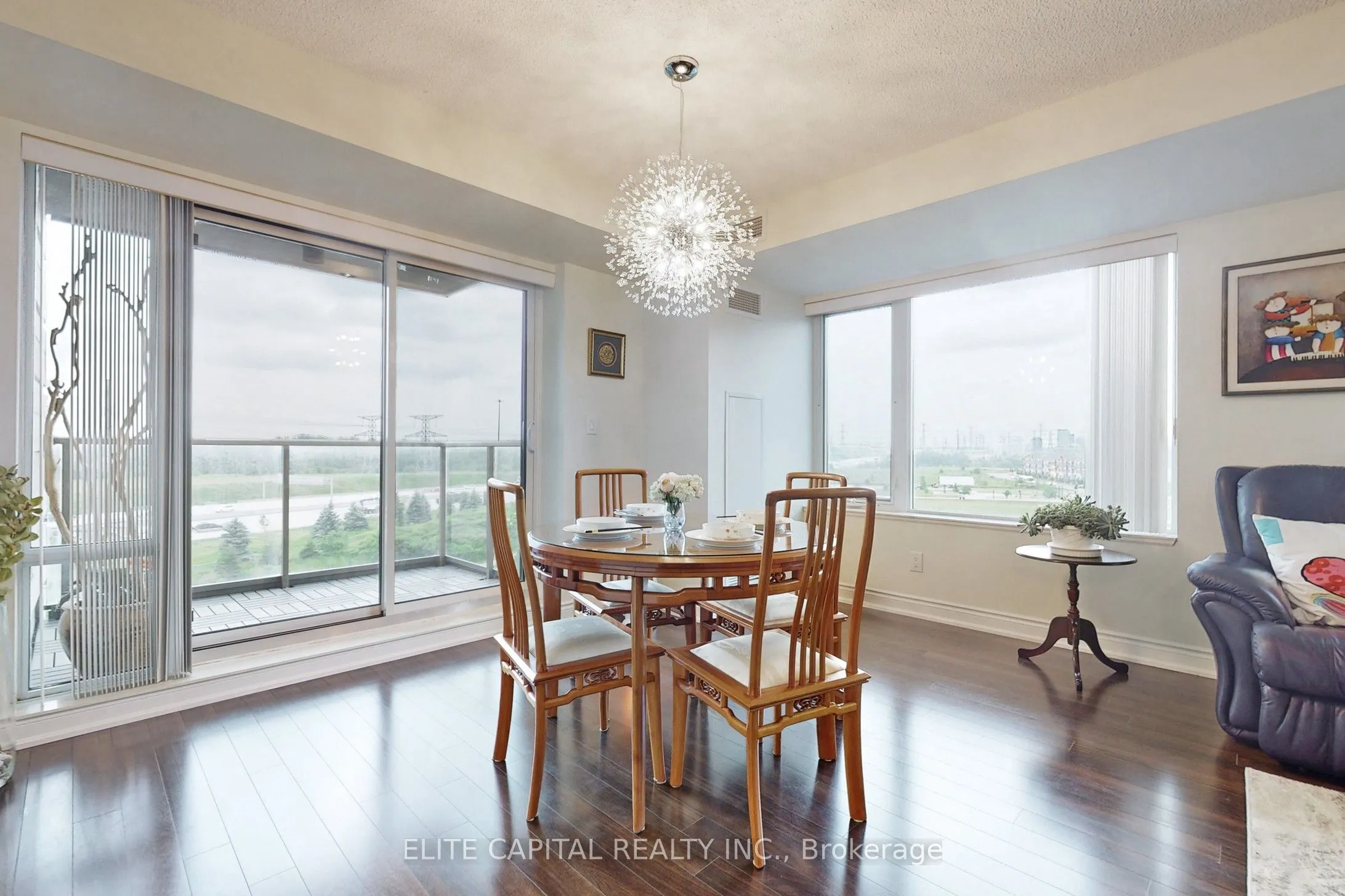 233 South Park Road, #805