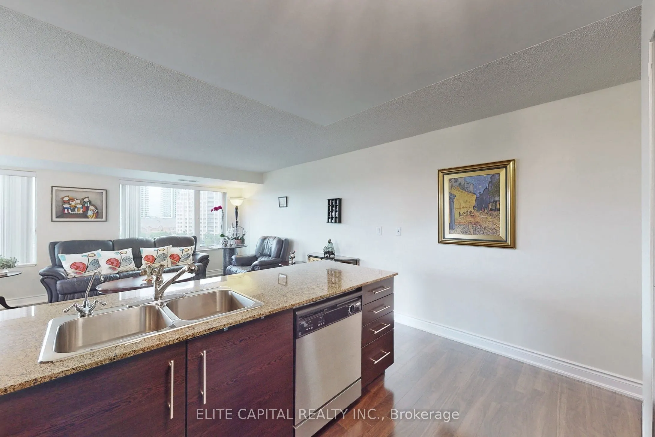 233 South Park Road, #805