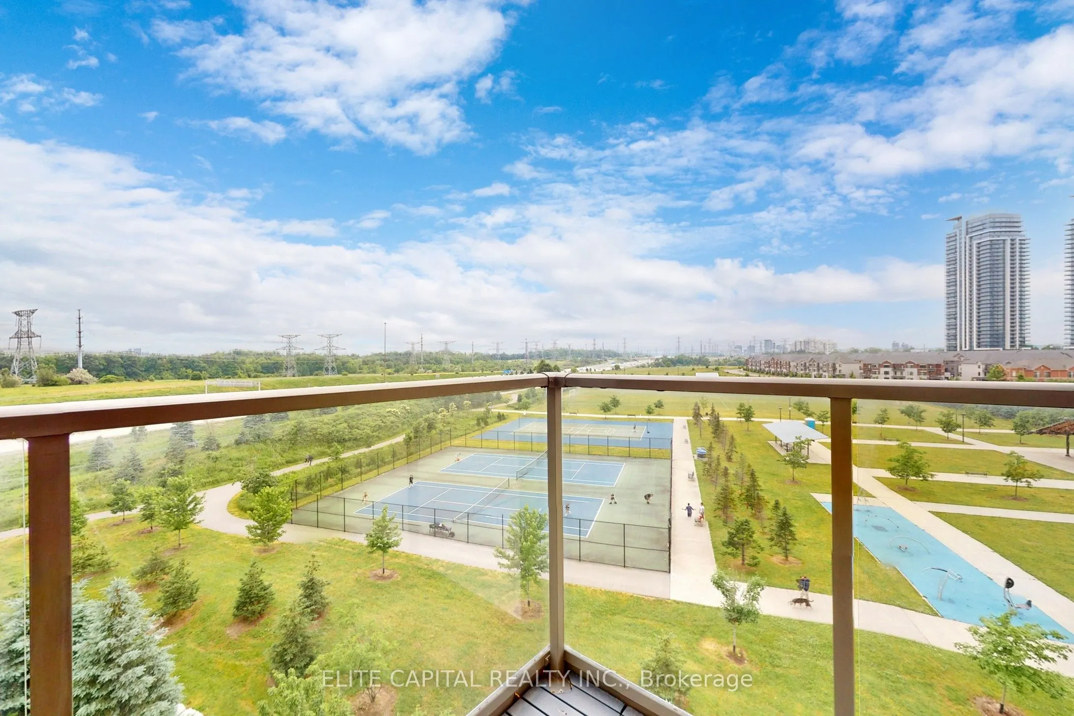 233 South Park Road, #805