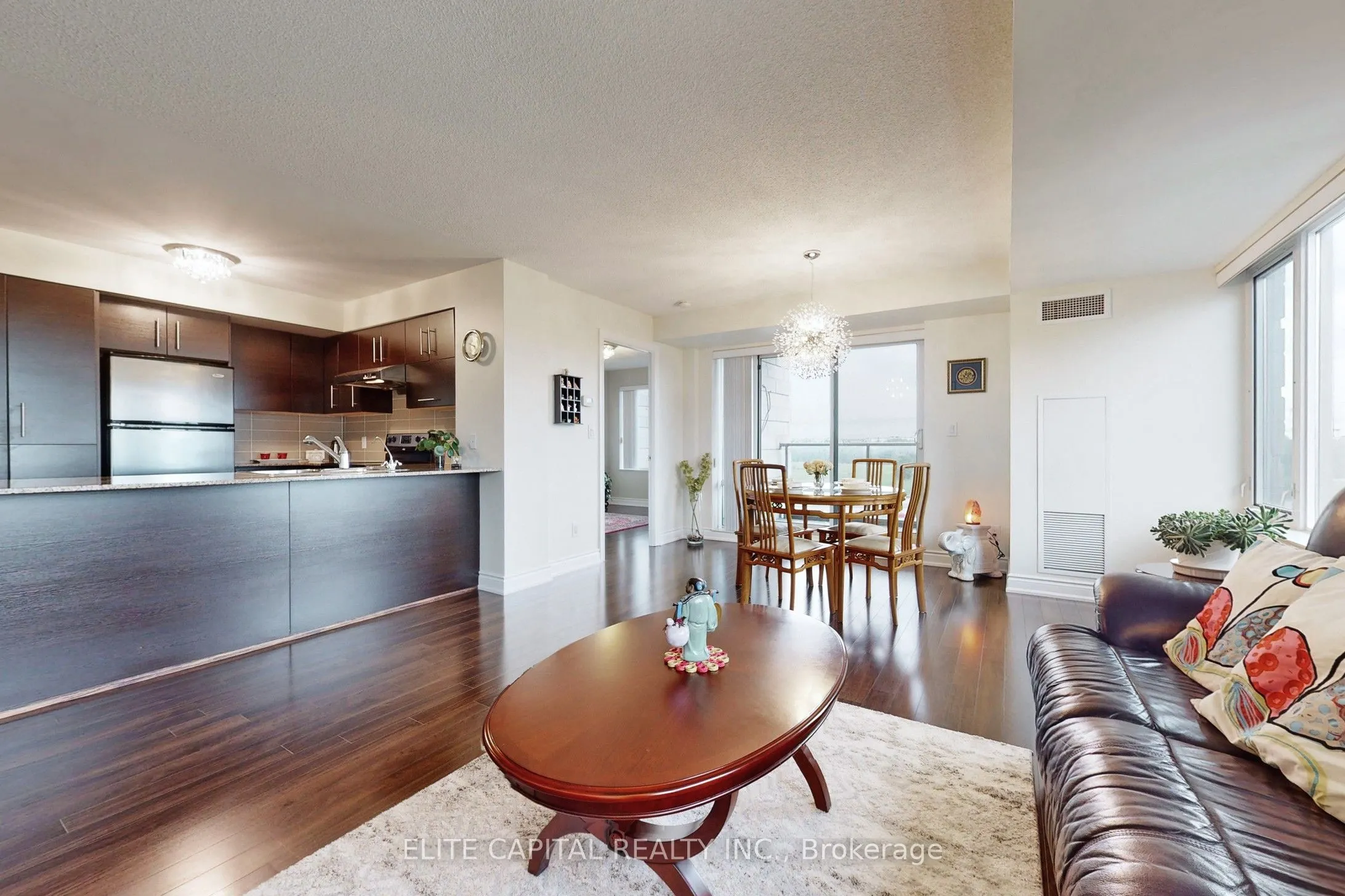 233 South Park Road, #805