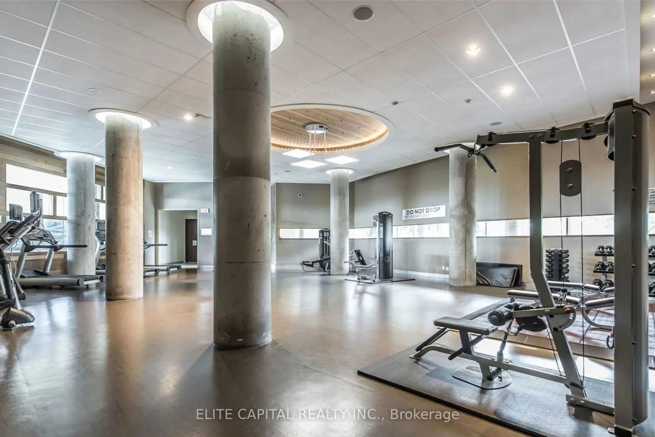 233 South Park Road, #805