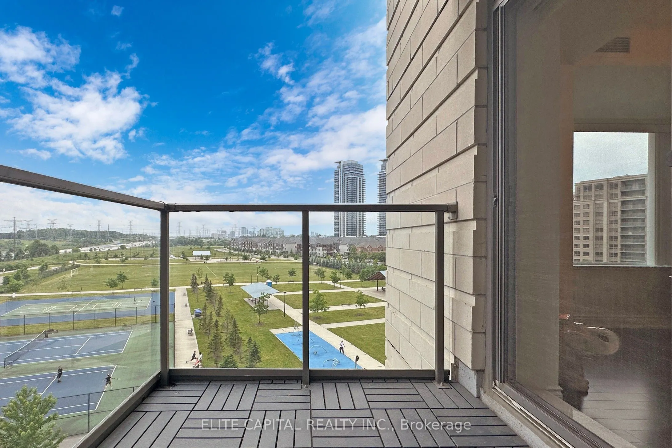 233 South Park Road, #805