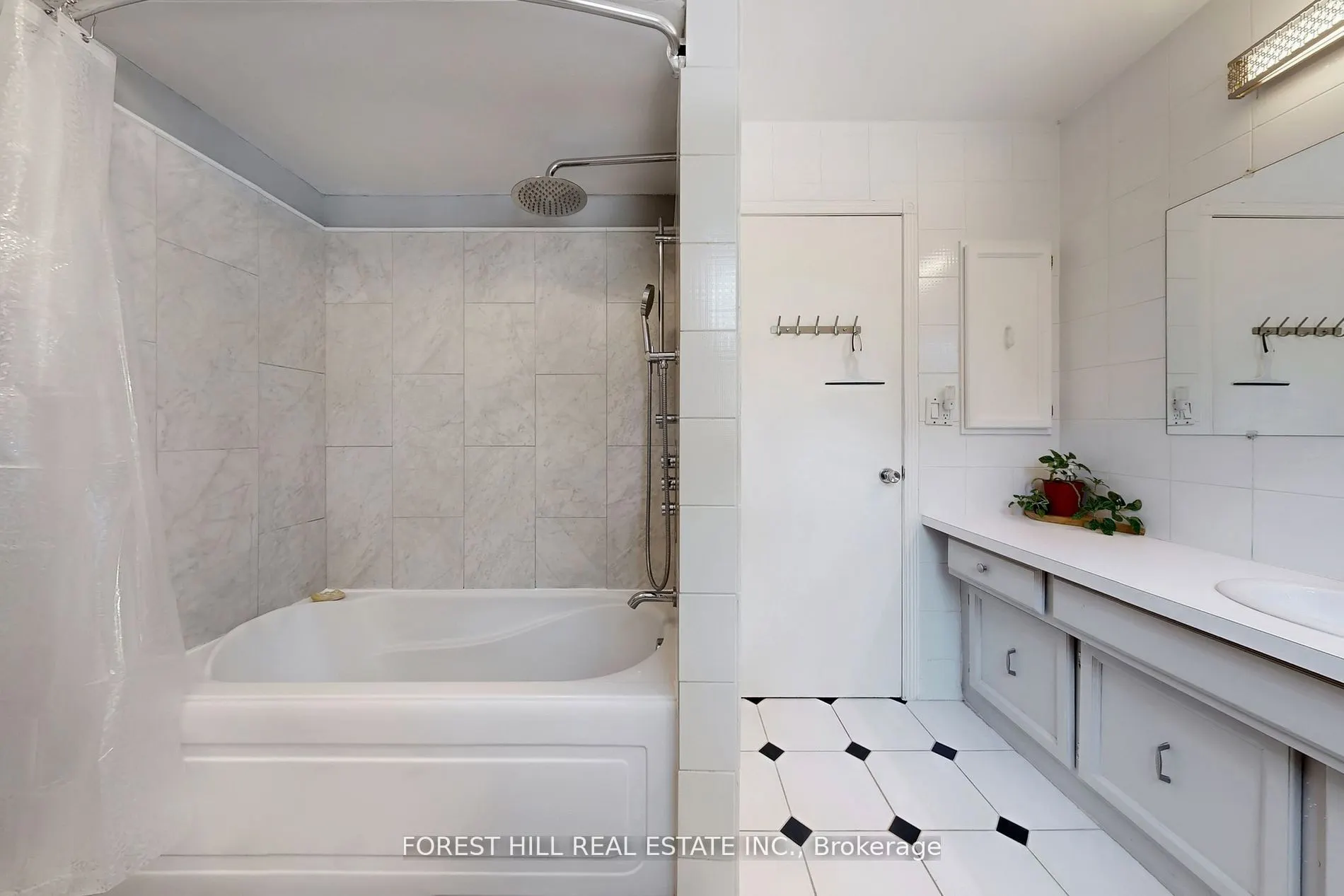 20 Thurgate Crescent