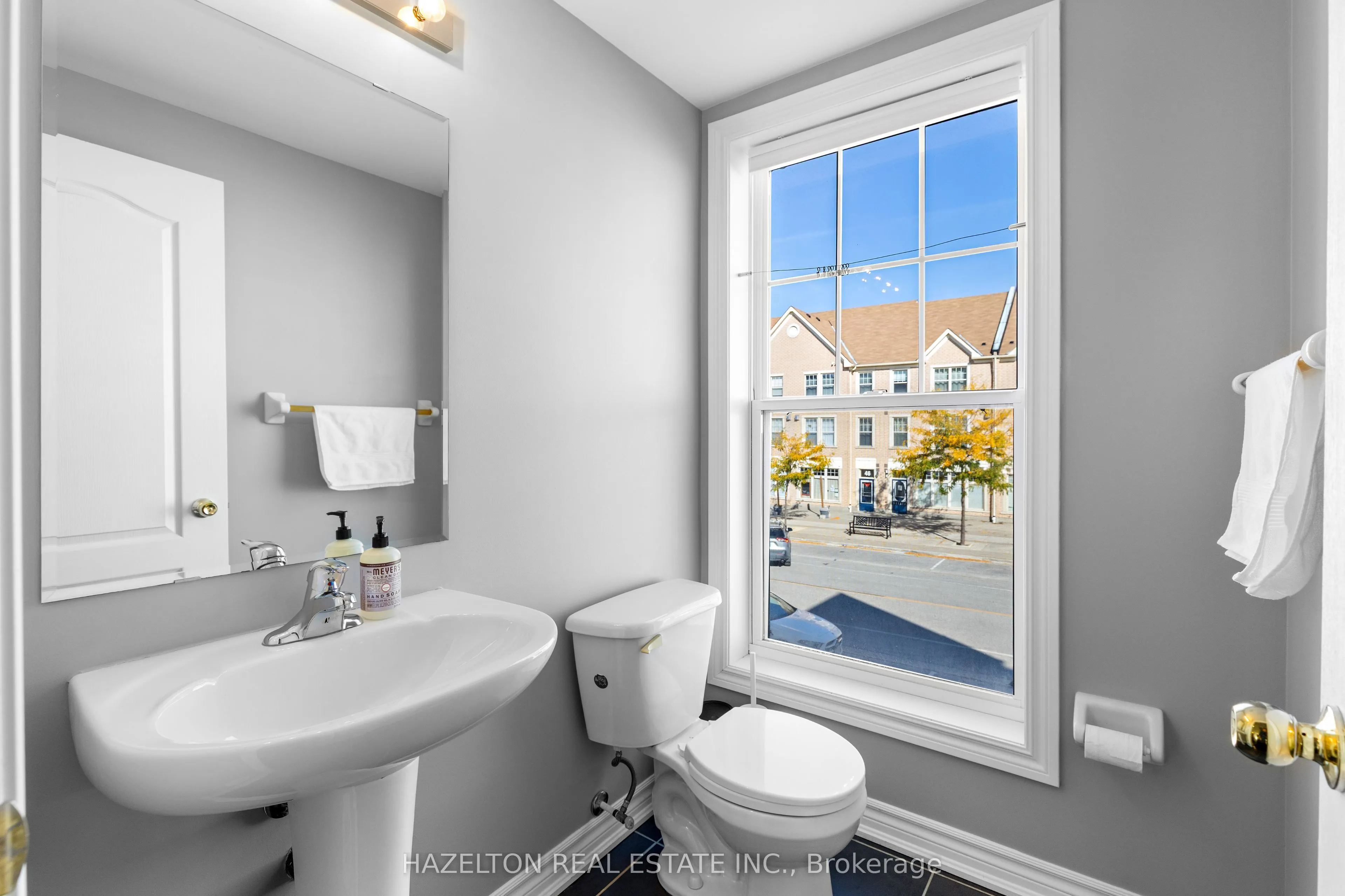 49 Cathedral High Street, #Residential Unit- Back