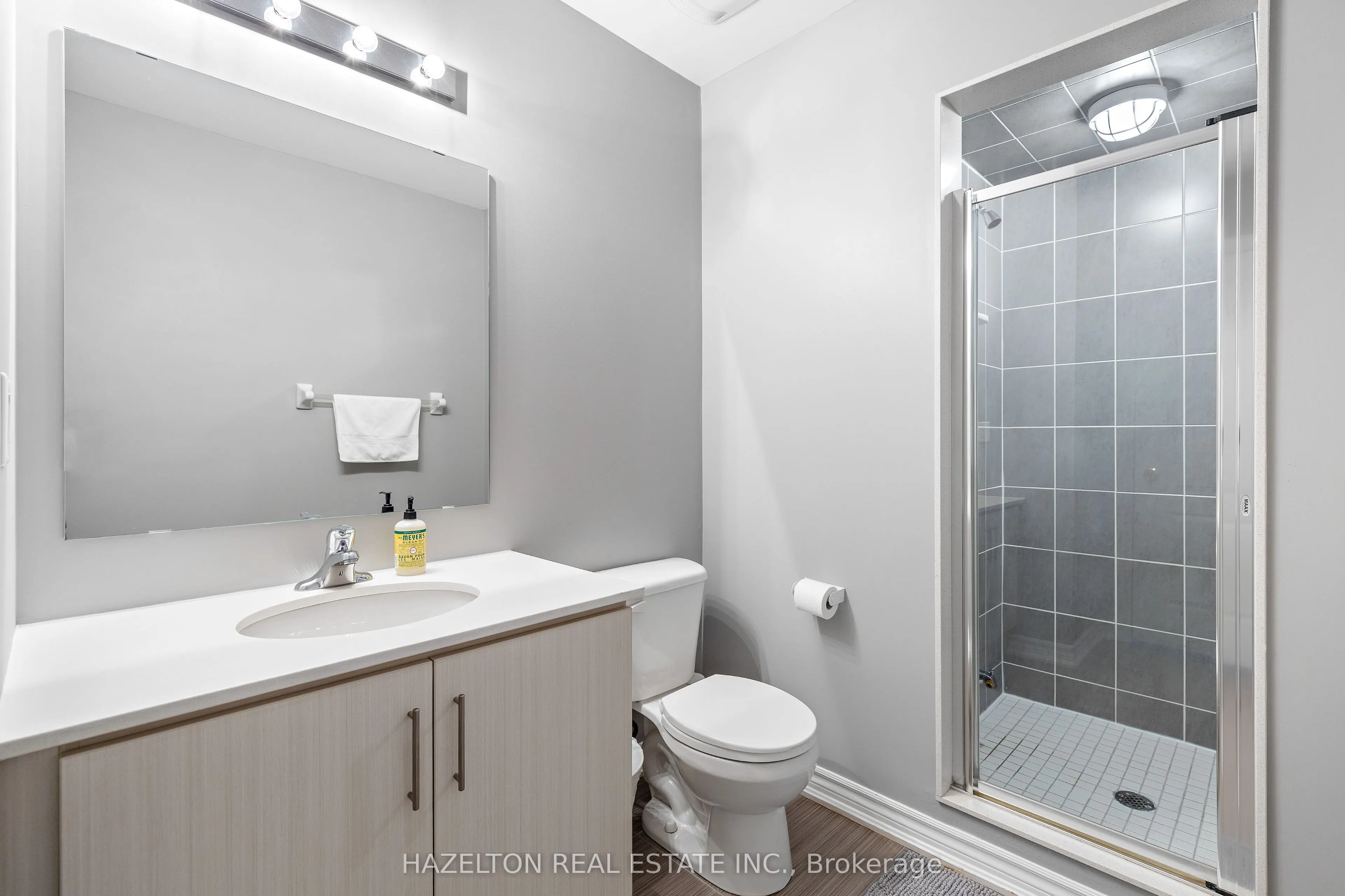 49 Cathedral High Street, #Residential Unit- Back