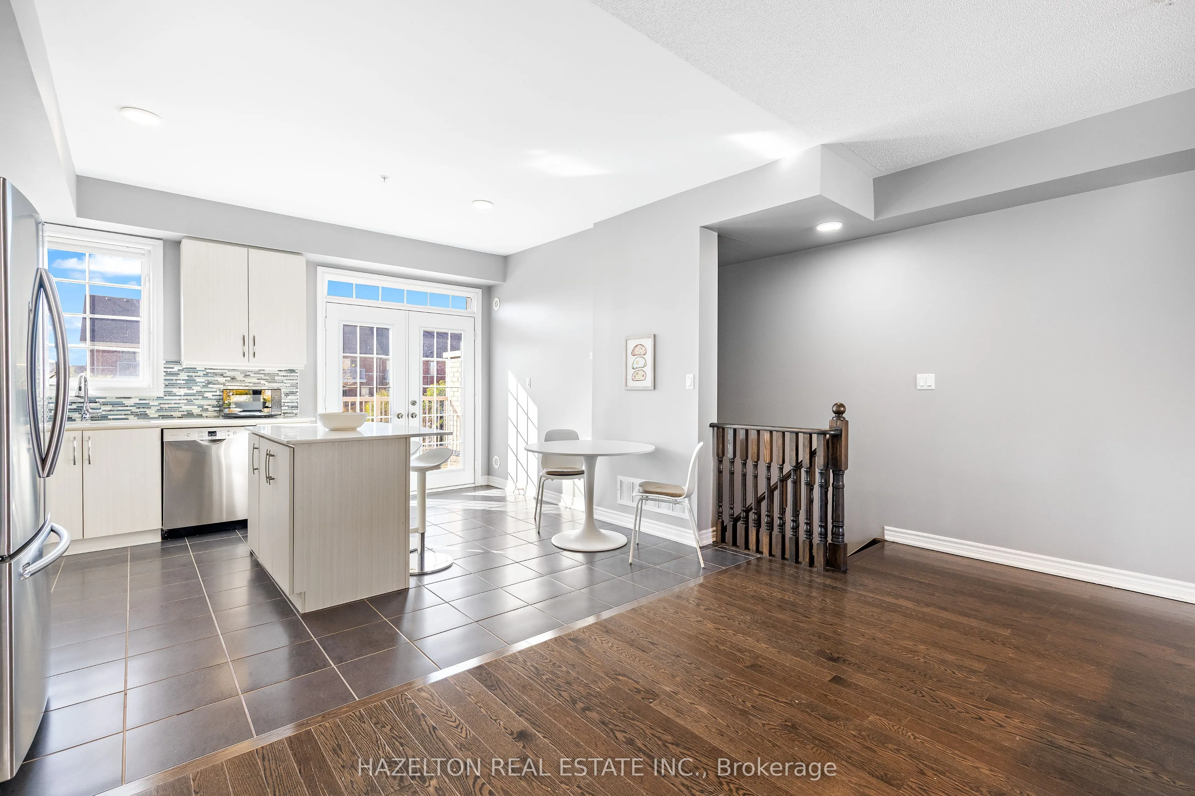 49 Cathedral High Street, #Residential Unit- Back