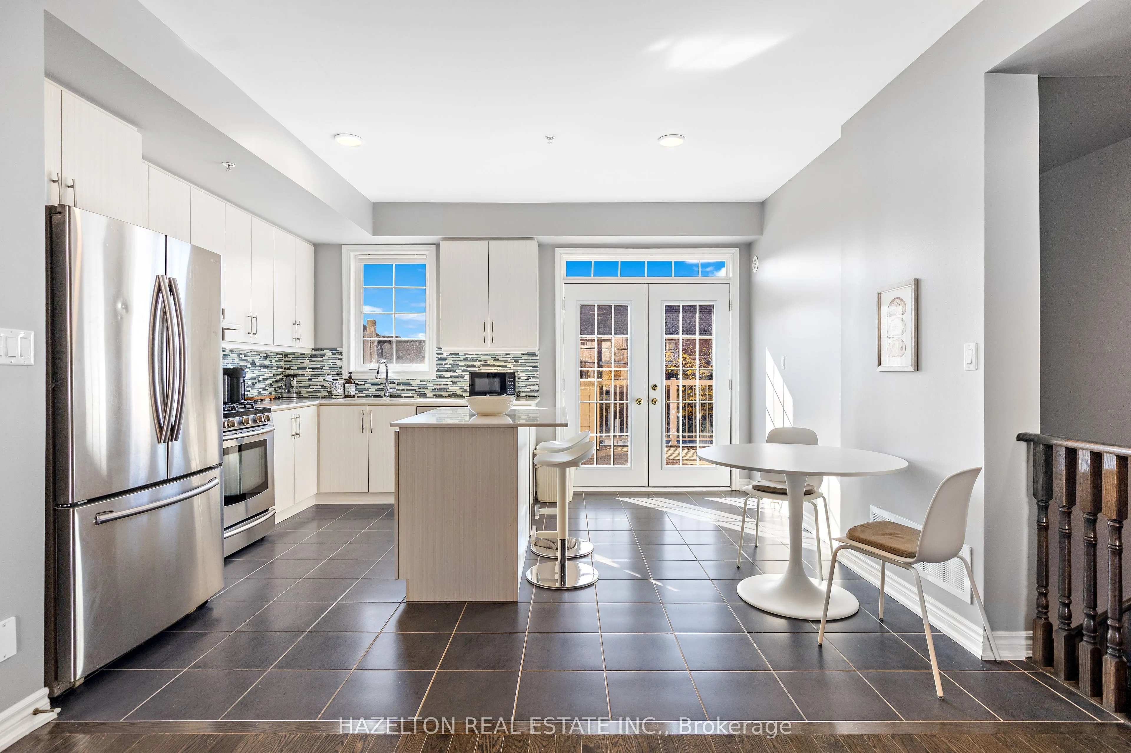 49 Cathedral High Street, #Residential Unit- Back