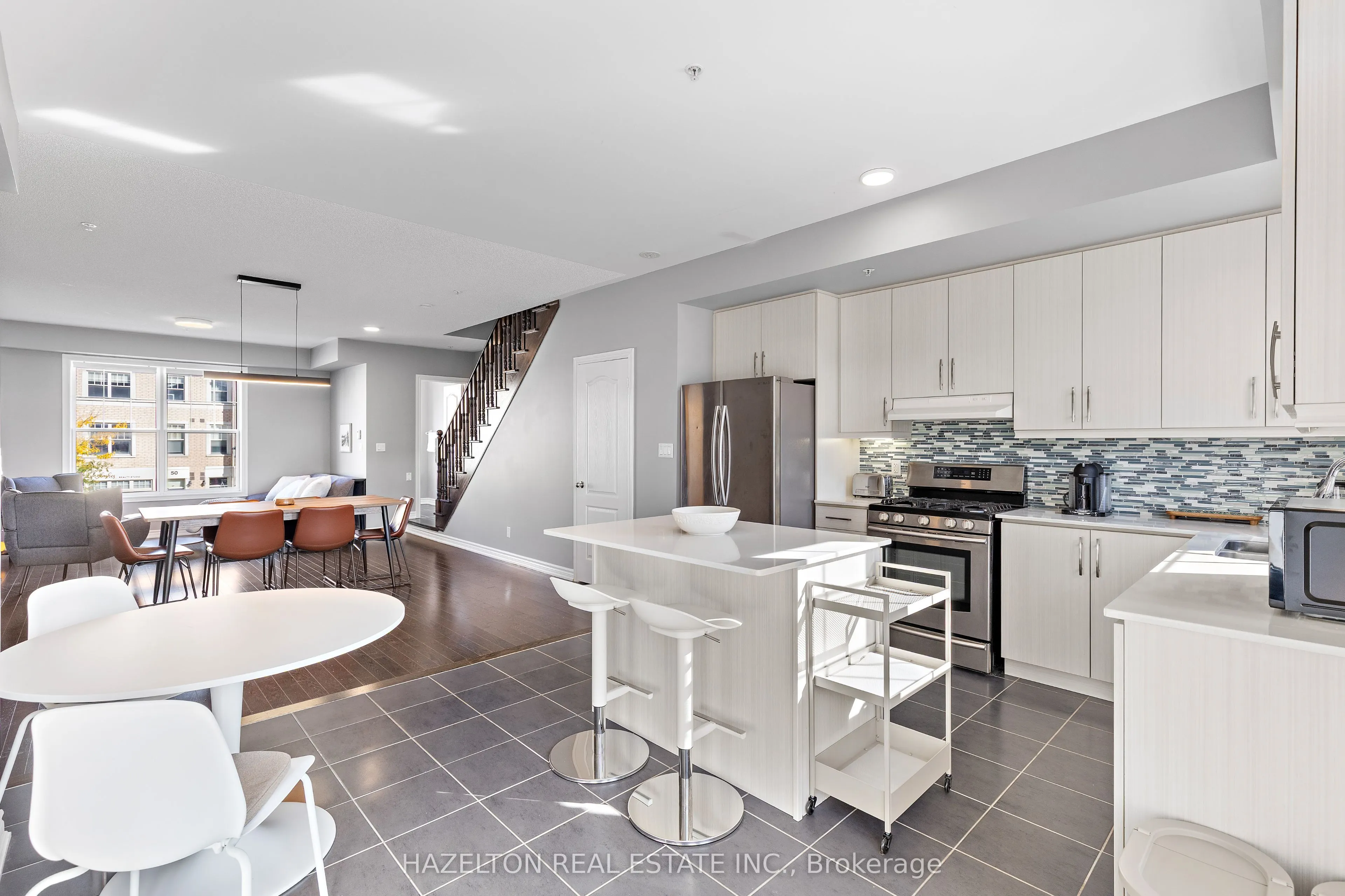 49 Cathedral High Street, #Residential Unit- Back