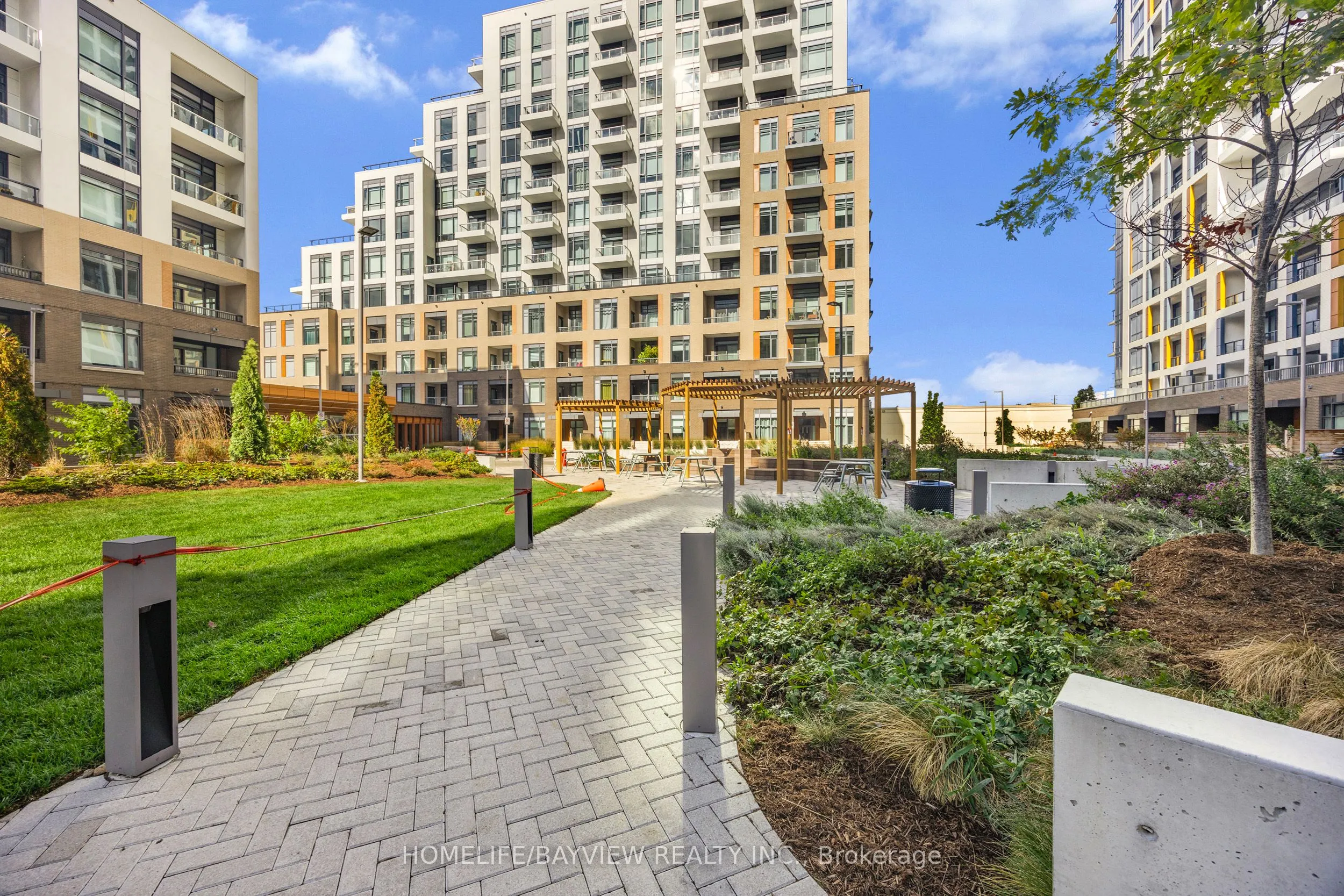 7950 Bathurst Street, #617